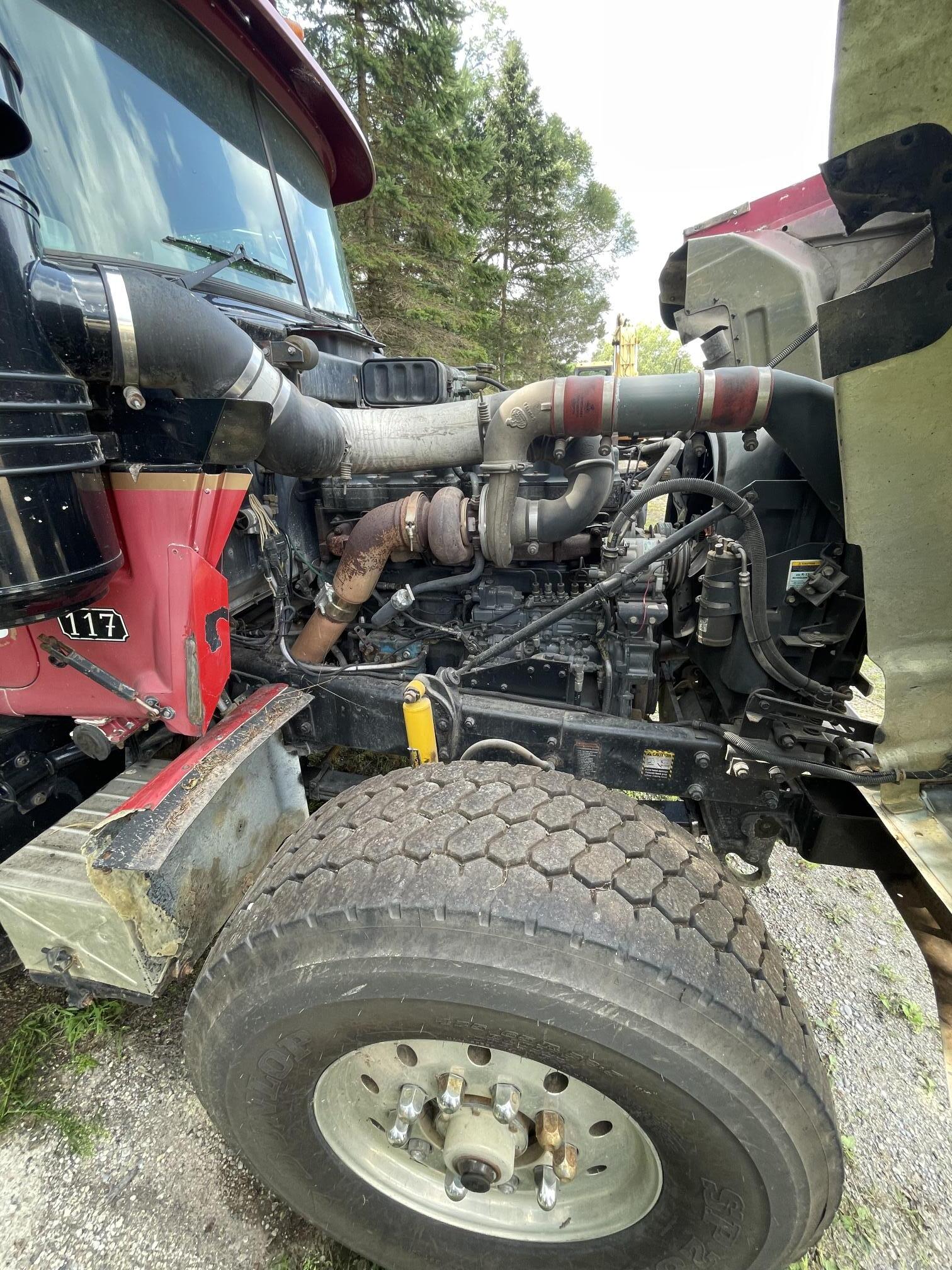 1995 MACK RD688S - Image 29