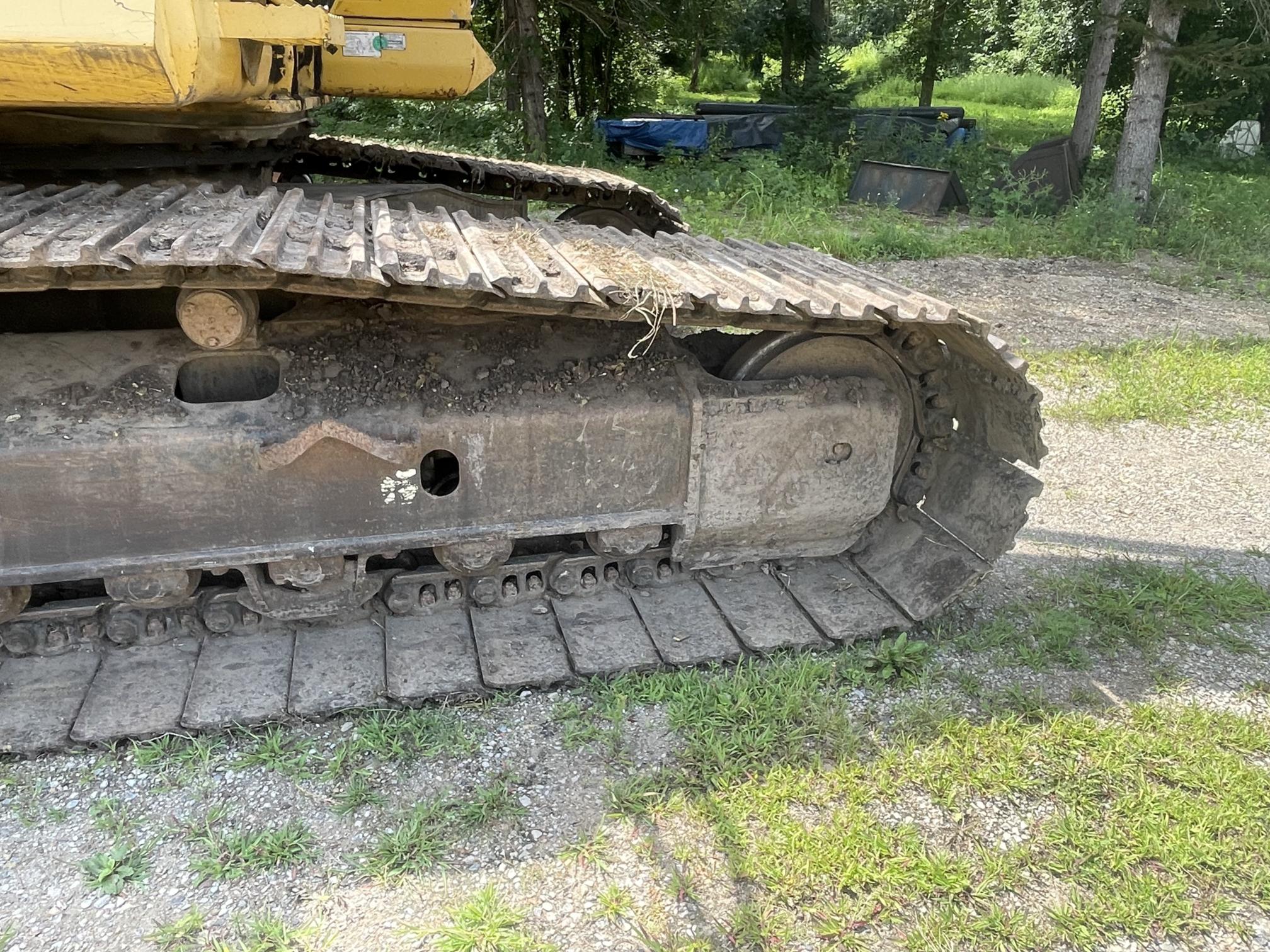 2003 KOMATSU PC200 LC7 - Image 9