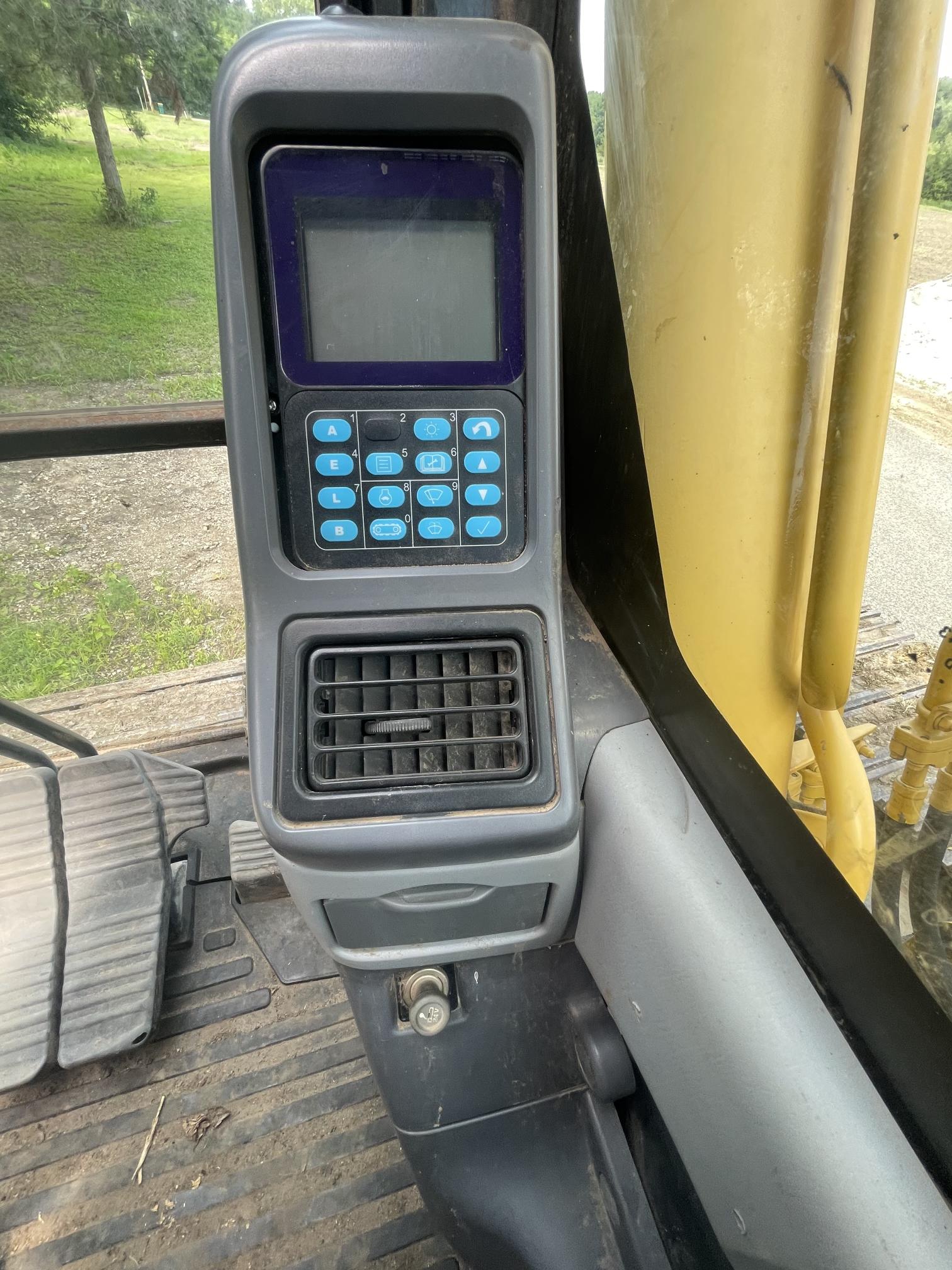 2003 KOMATSU PC200 LC7 - Image 22