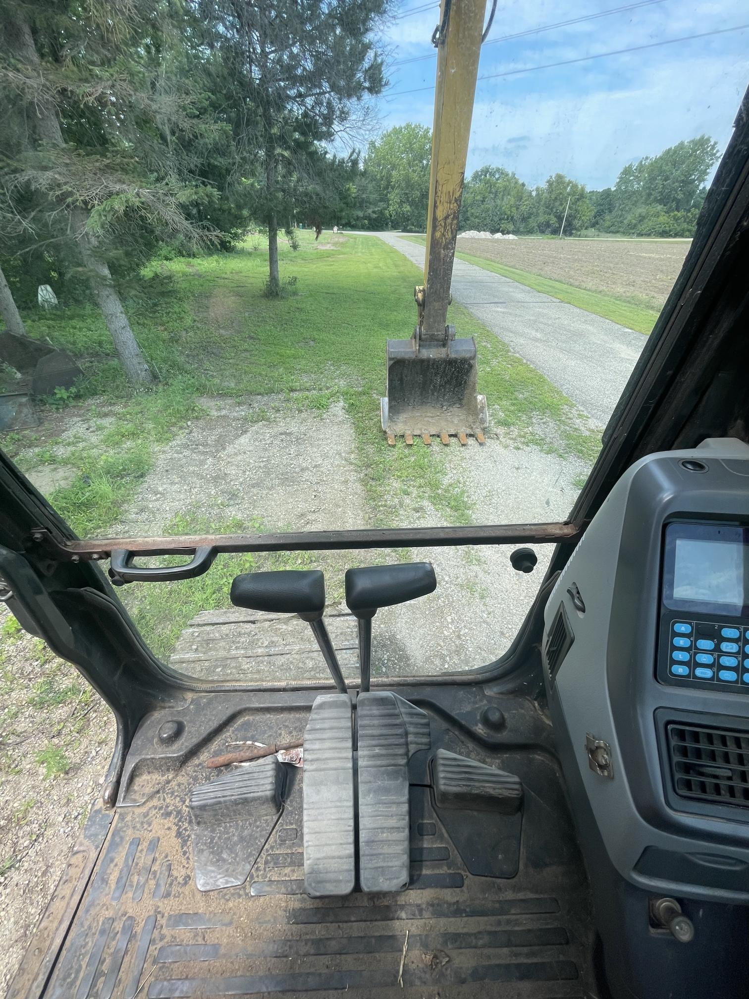 2003 KOMATSU PC200 LC7 - Image 23