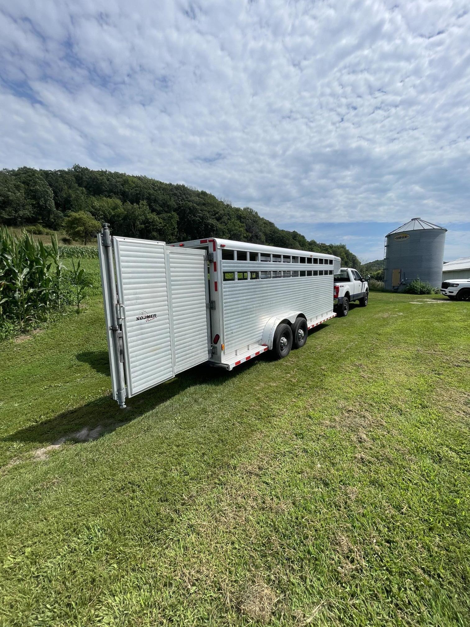 2000 SOONER 27 foot 20x6.95 Ranch GN - view 4 of 16