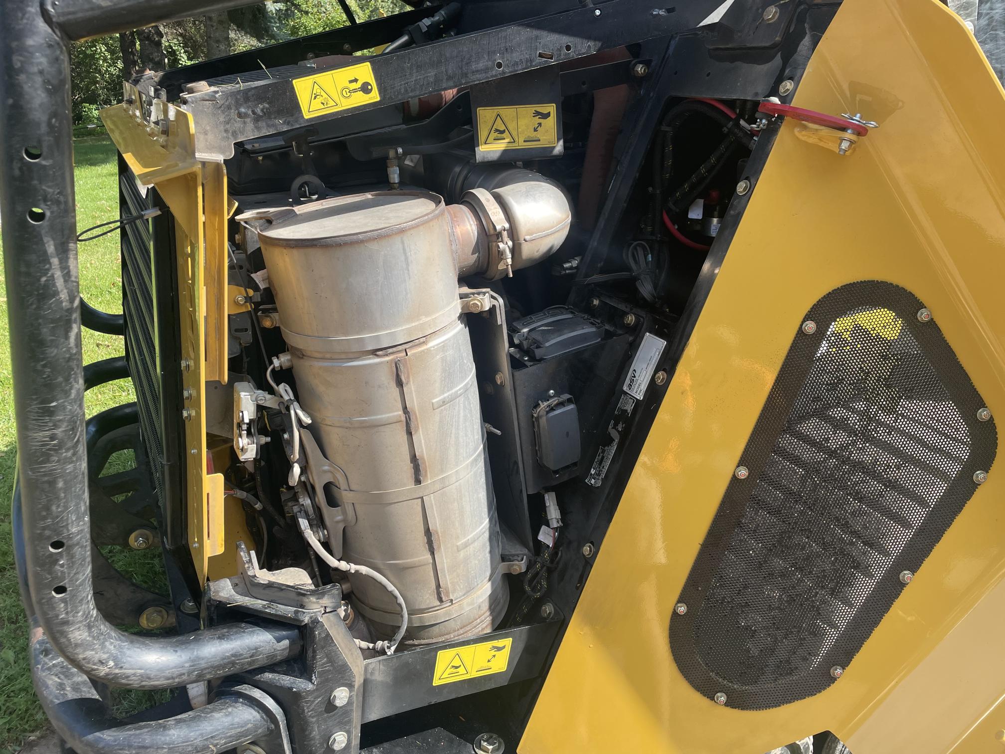 2023 ASV RT135F - view 10 of 25