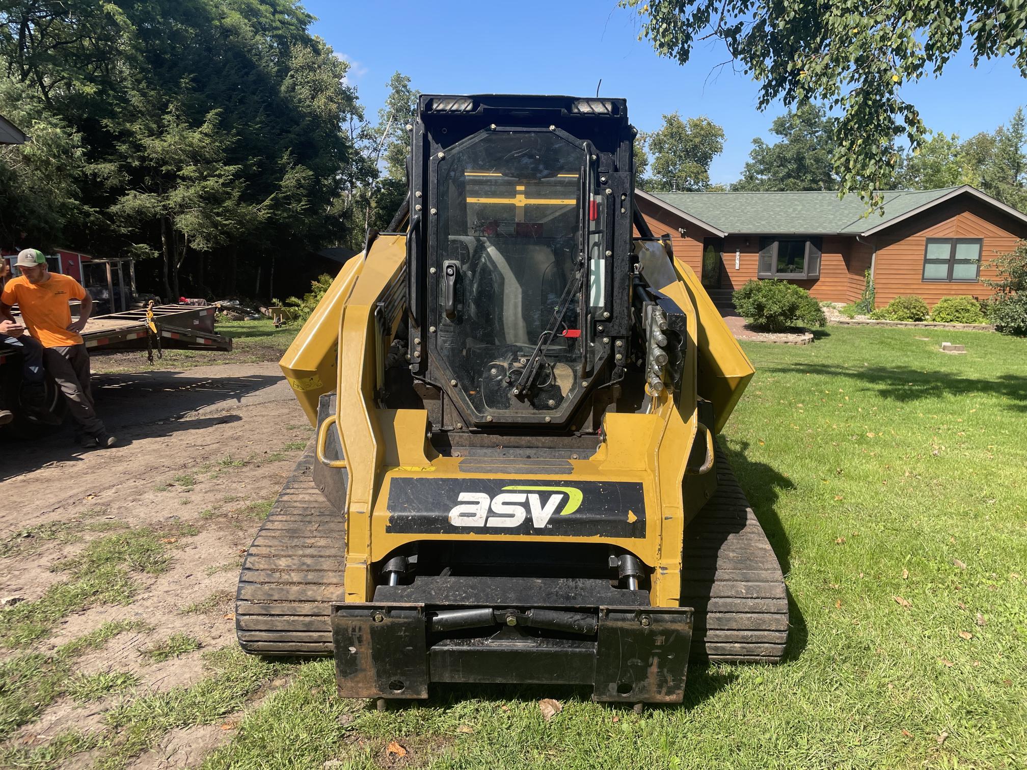 2023 ASV RT135F - view 8 of 25