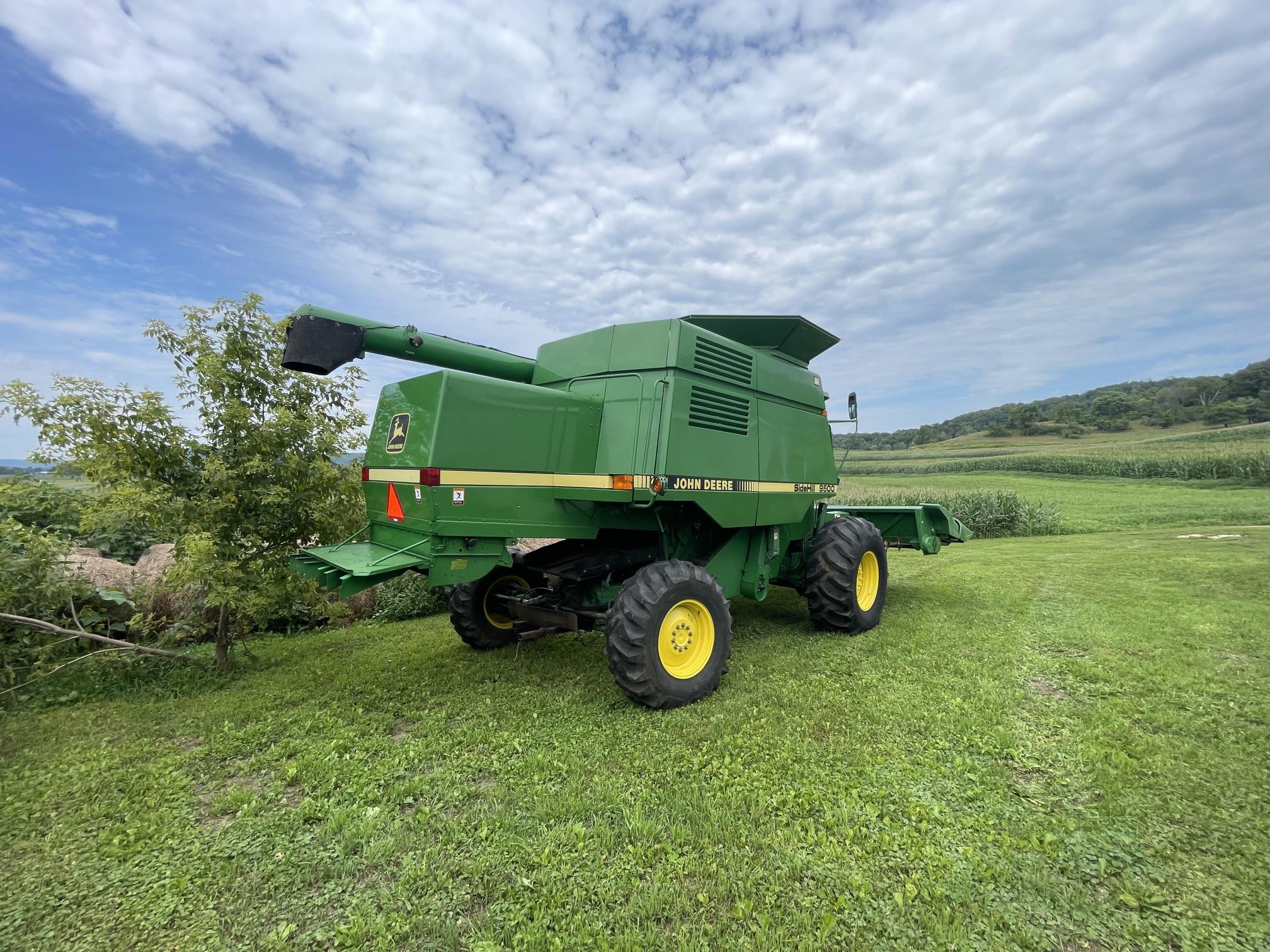 1996 JOHN DEERE 9500 Sidehill combine - Image 3