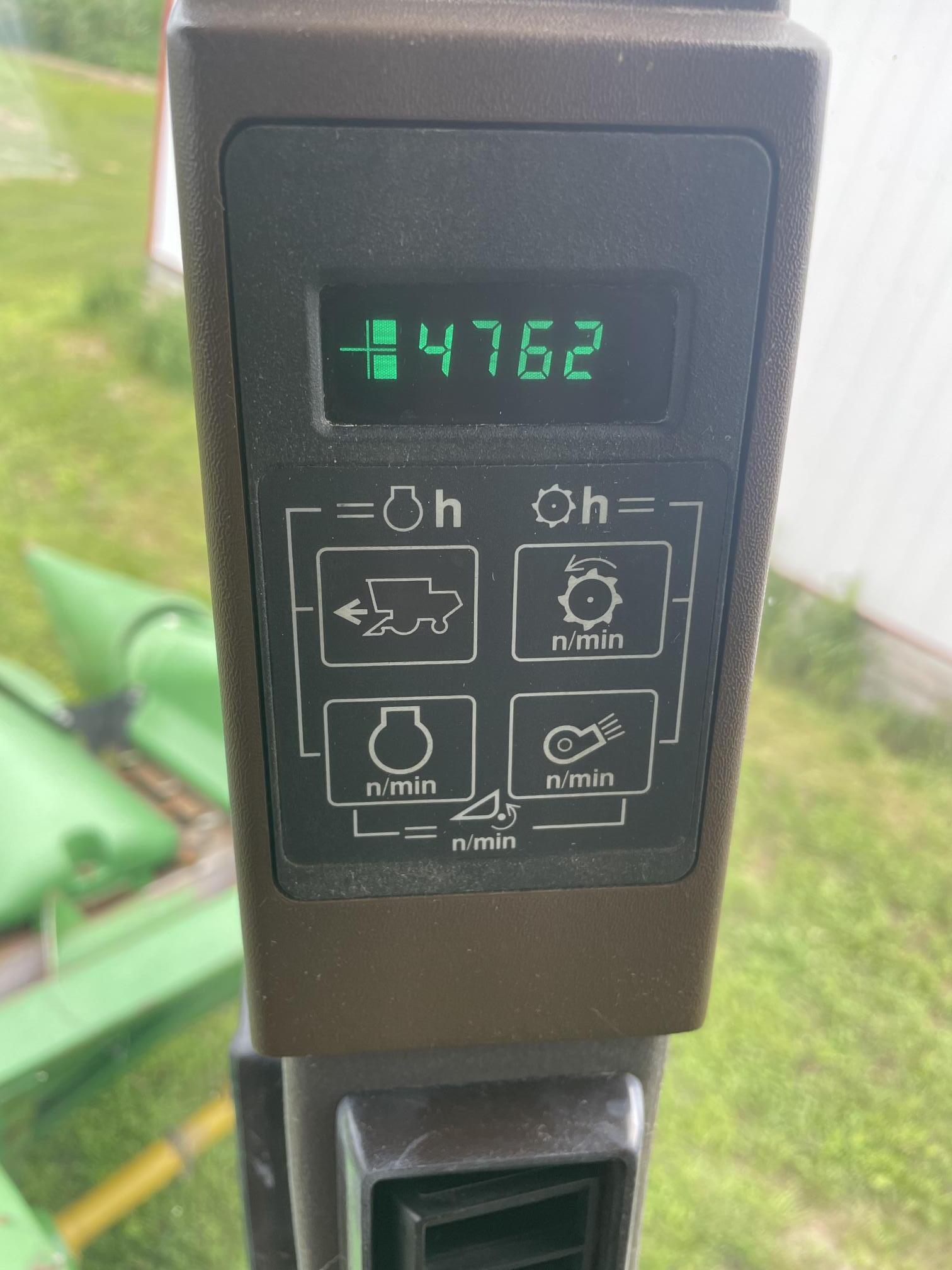 1996 JOHN DEERE 9500 Sidehill combine - view 9 of 46