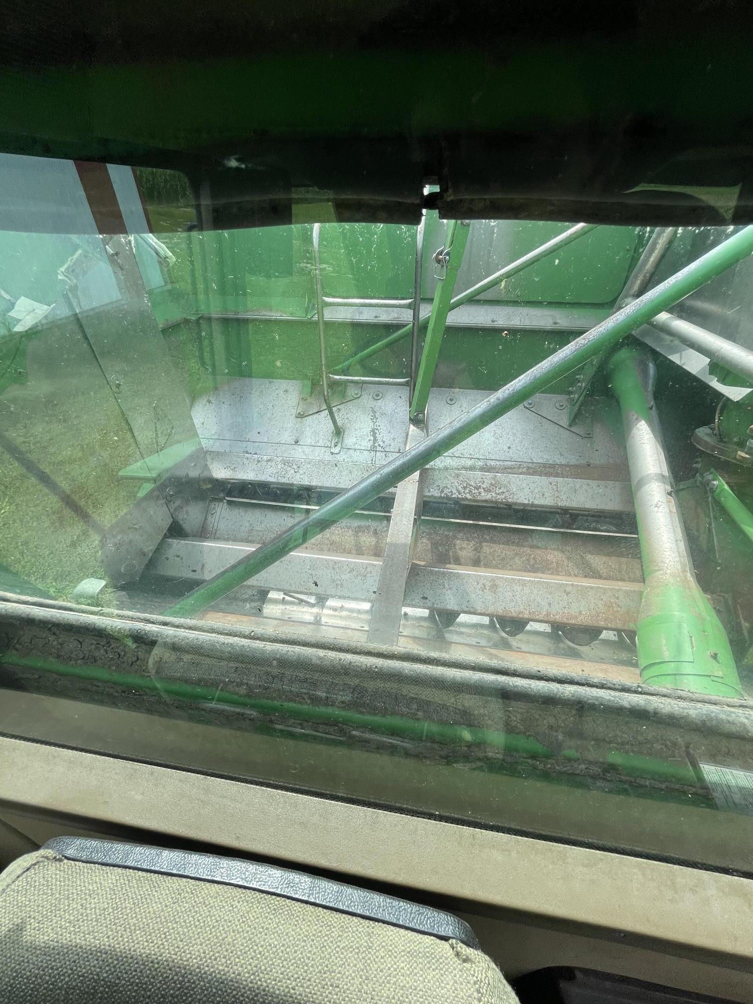 1996 JOHN DEERE 9500 Sidehill combine - Image 39