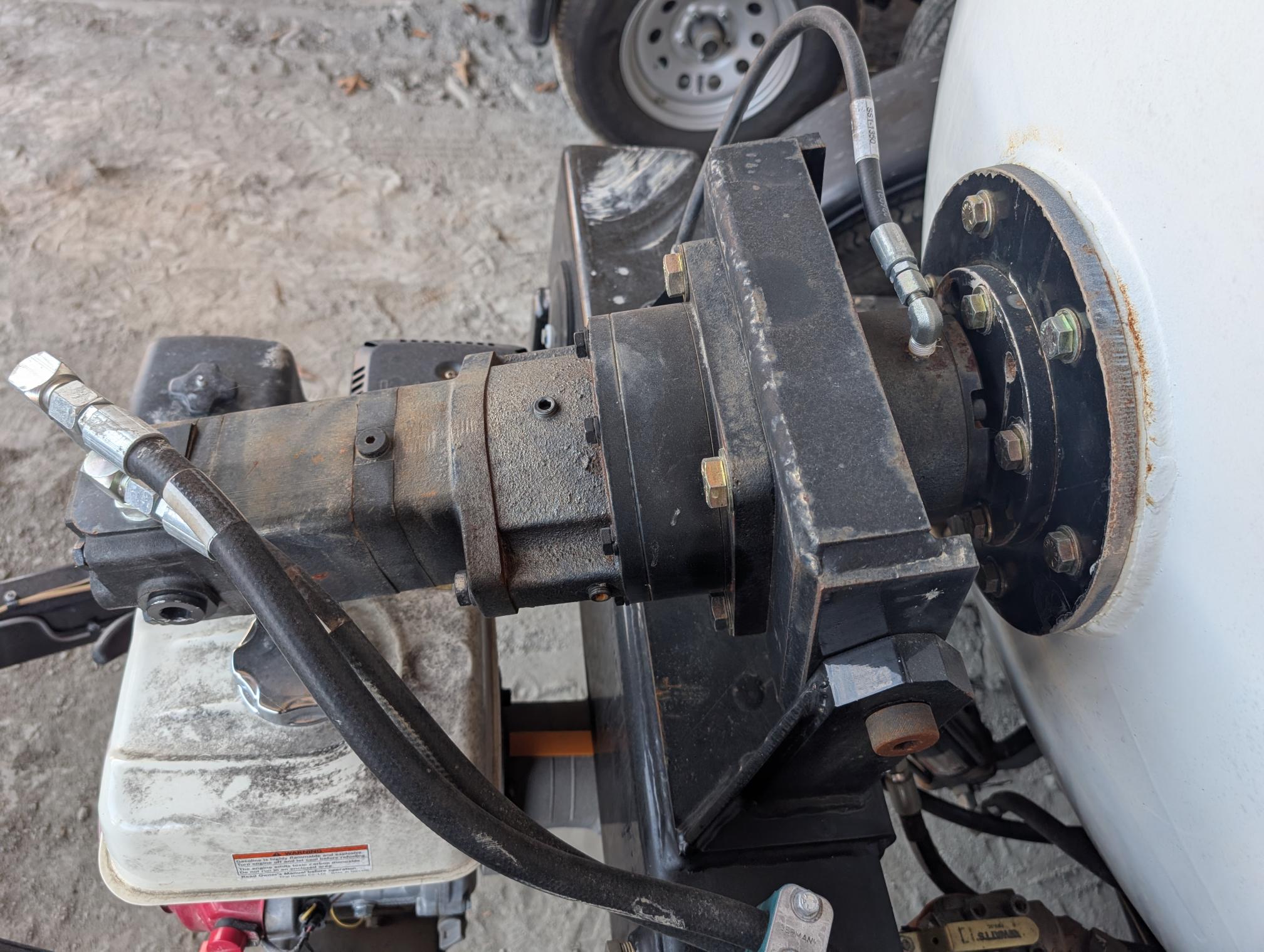 2023 ERNEST INDUSTRIES The Short Stop Trailer Mixer - Image 15