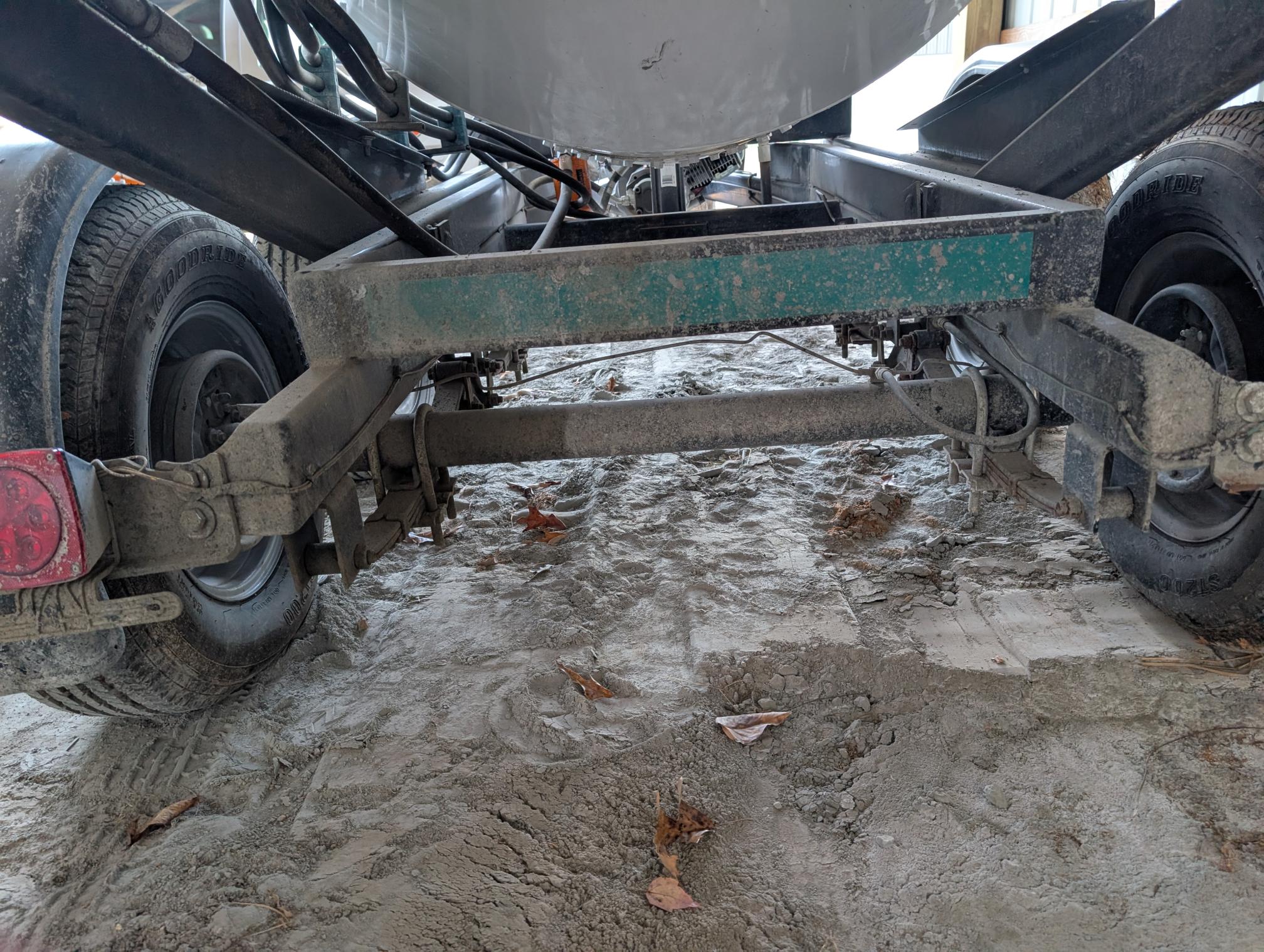 2023 ERNEST INDUSTRIES The Short Stop Trailer Mixer - Image 21