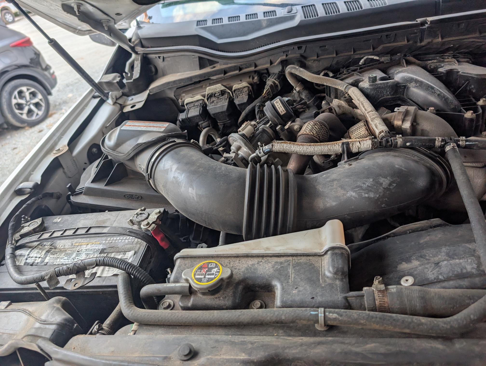 2017 FORD F250 Lariat - Image 10