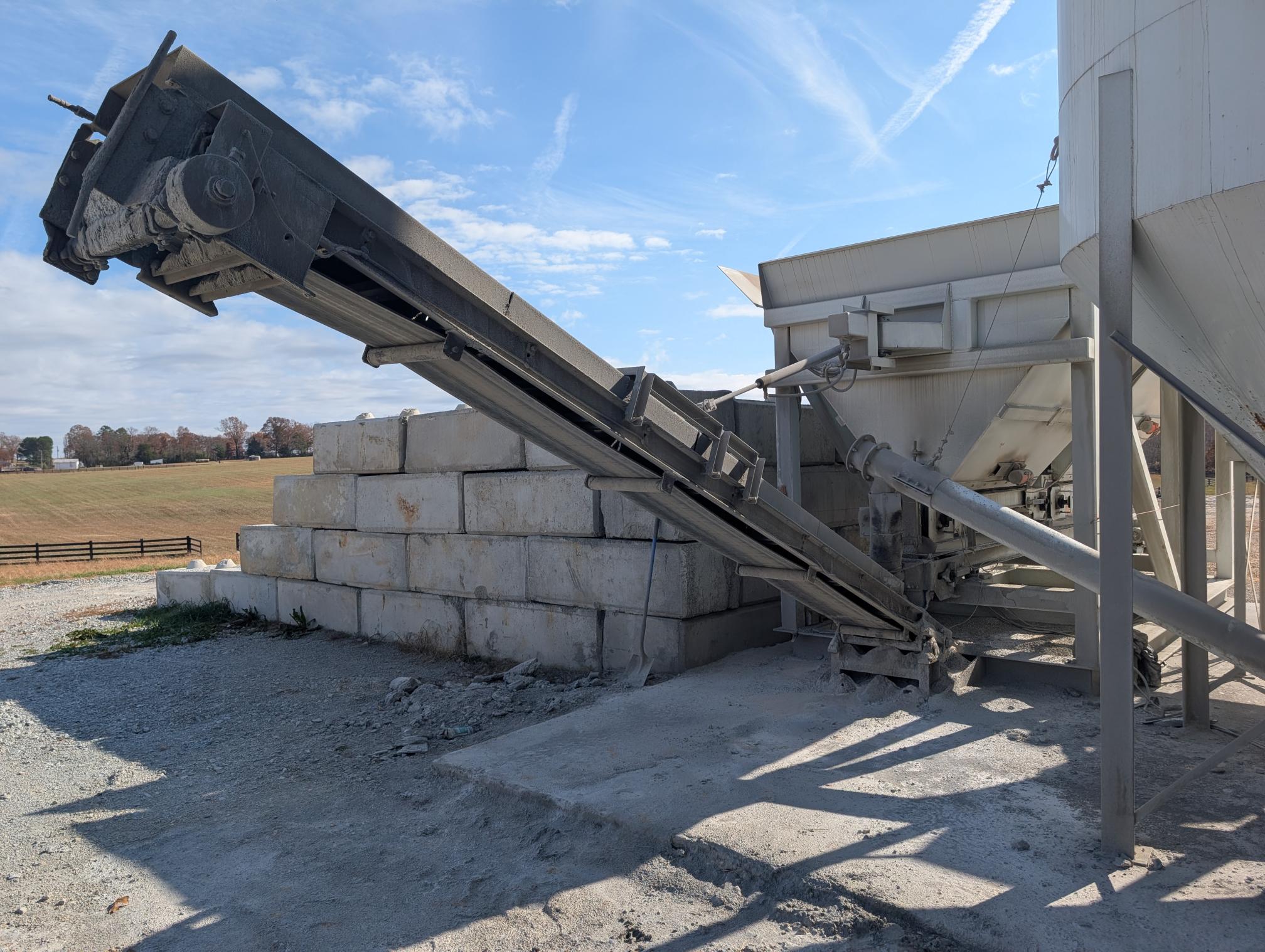 2023 ERNEST INDUSTRIES Shortstop Concrete Blender - Image 6