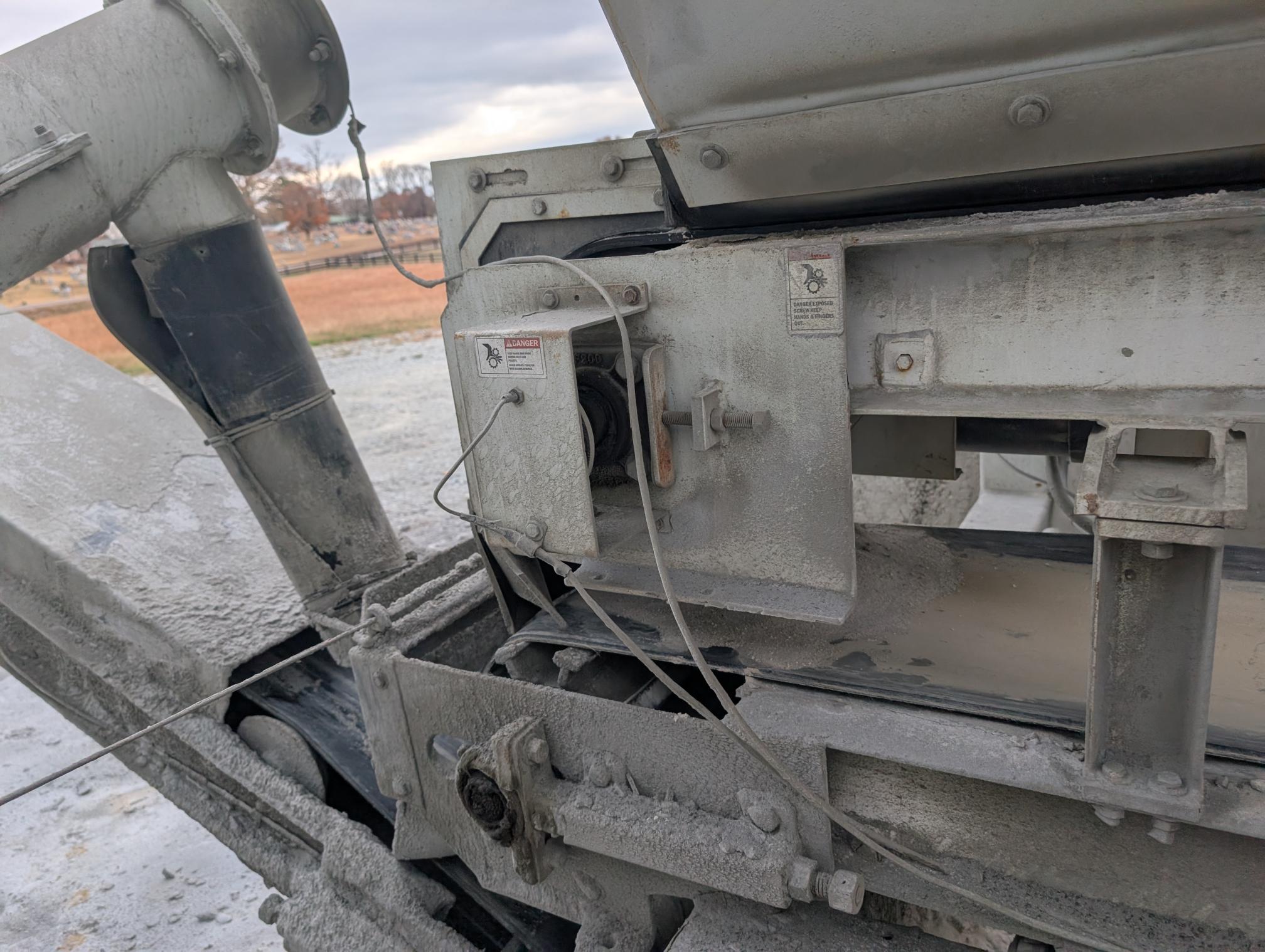 2023 ERNEST INDUSTRIES Shortstop Concrete Blender - Image 10