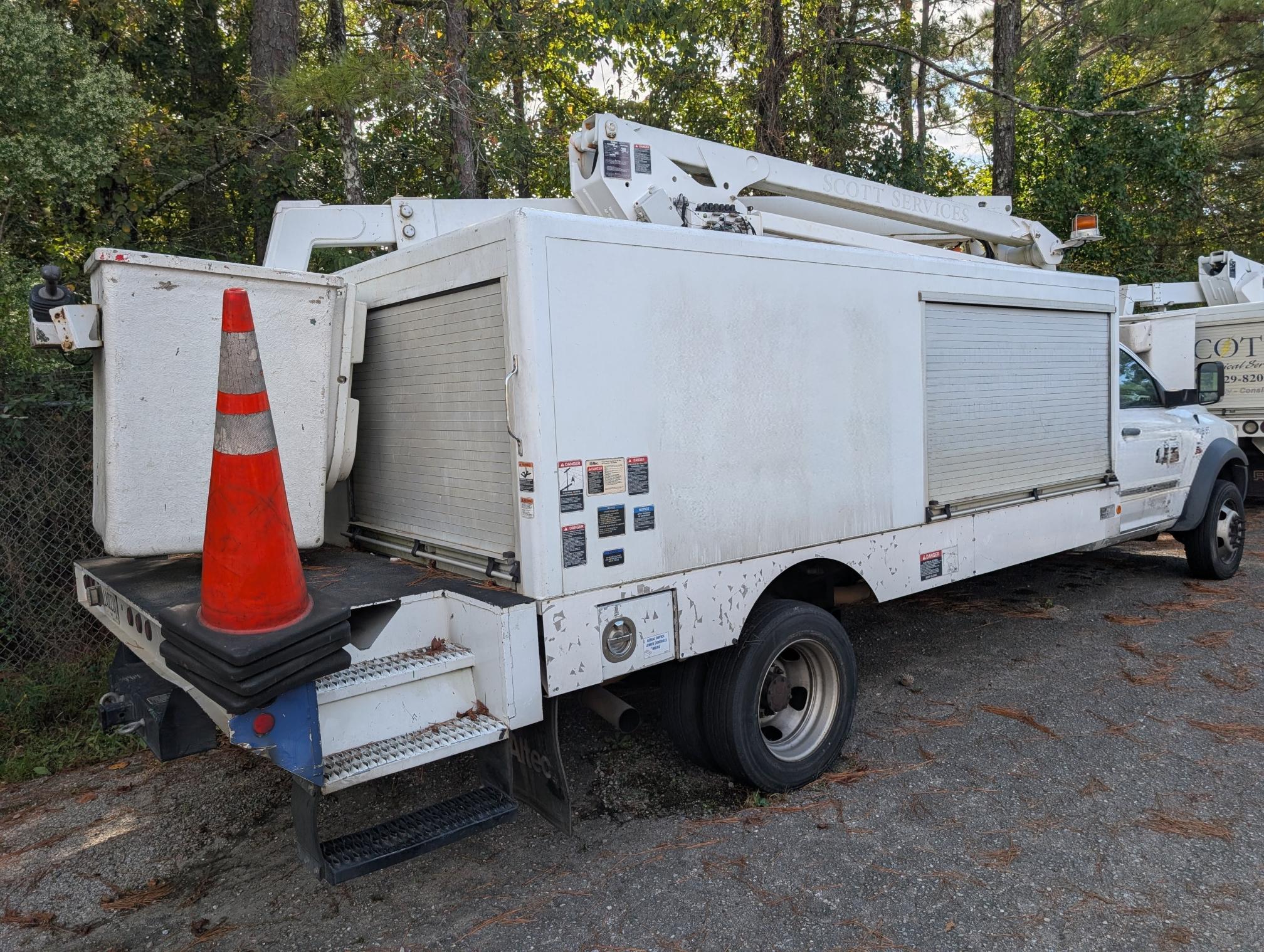 2015 RAM 5500 - Image 4