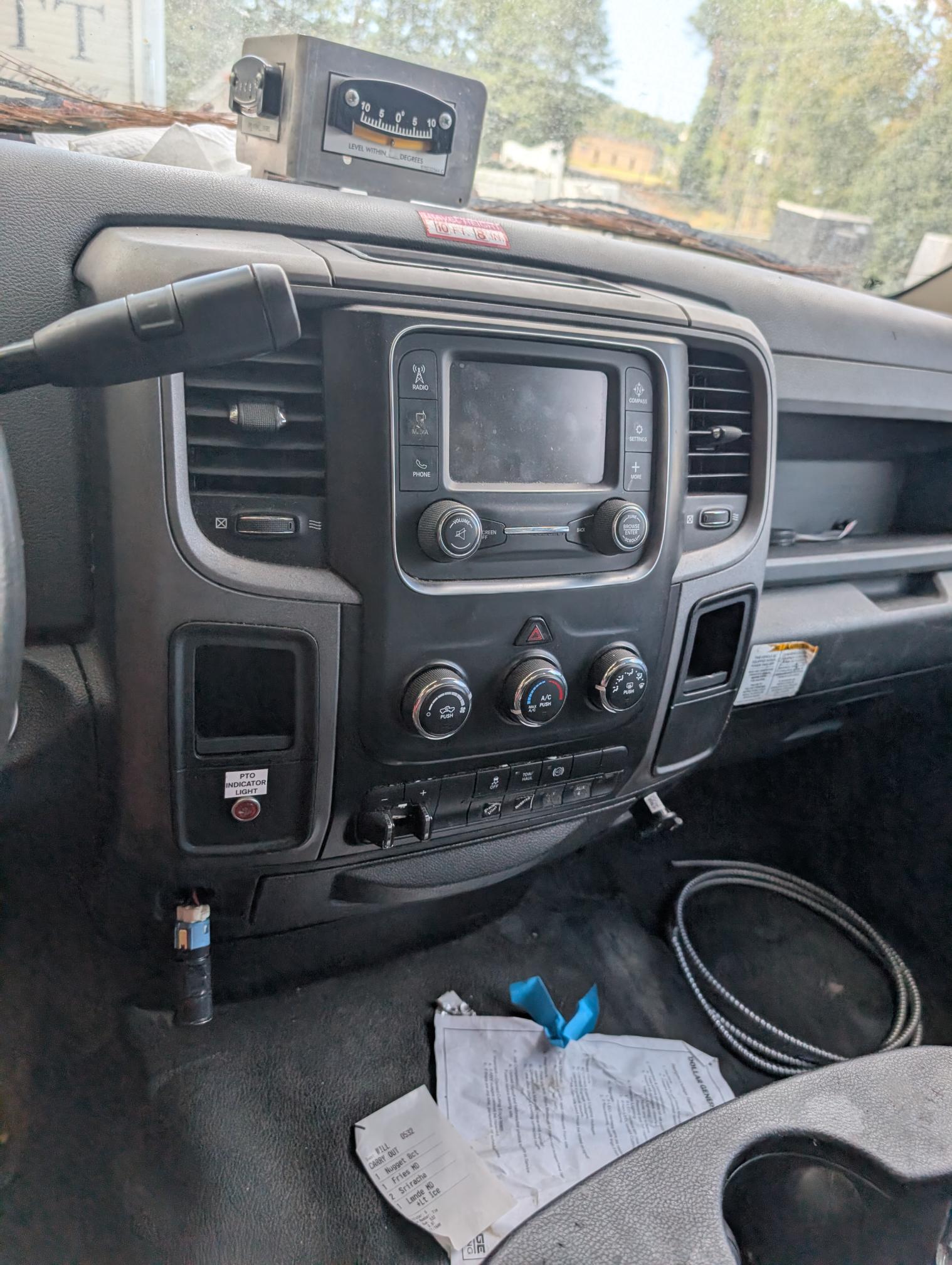 2015 RAM 5500 - Image 24