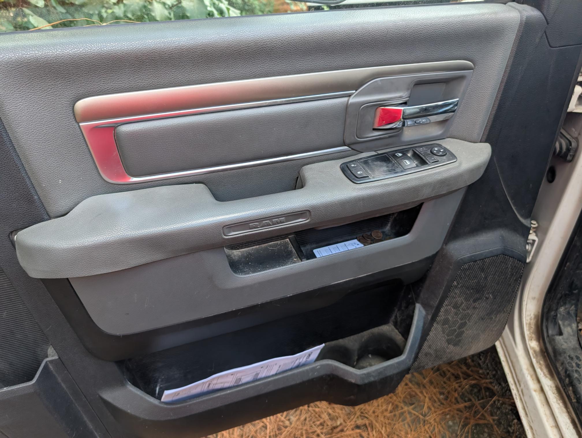 2015 RAM 5500 - view 11 of 26