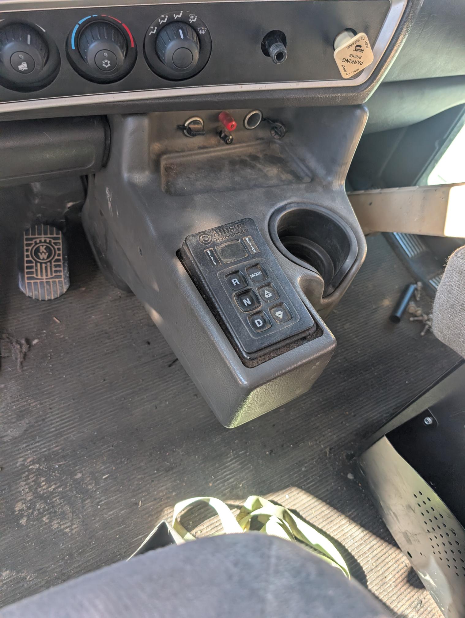 2020 KENWORTH T800 - view 15 of 28