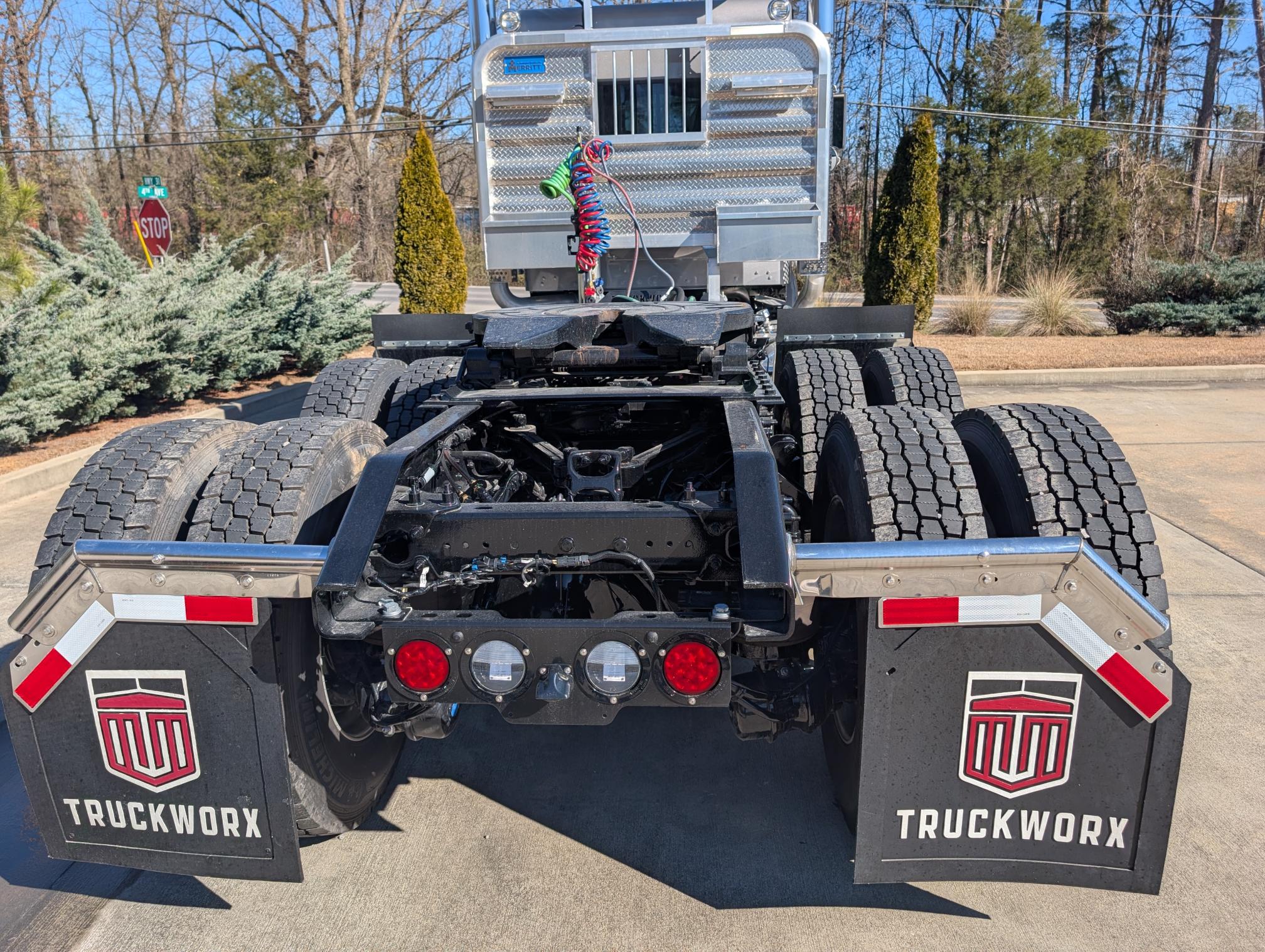 2025 KENWORTH W900 - view 14 of 67