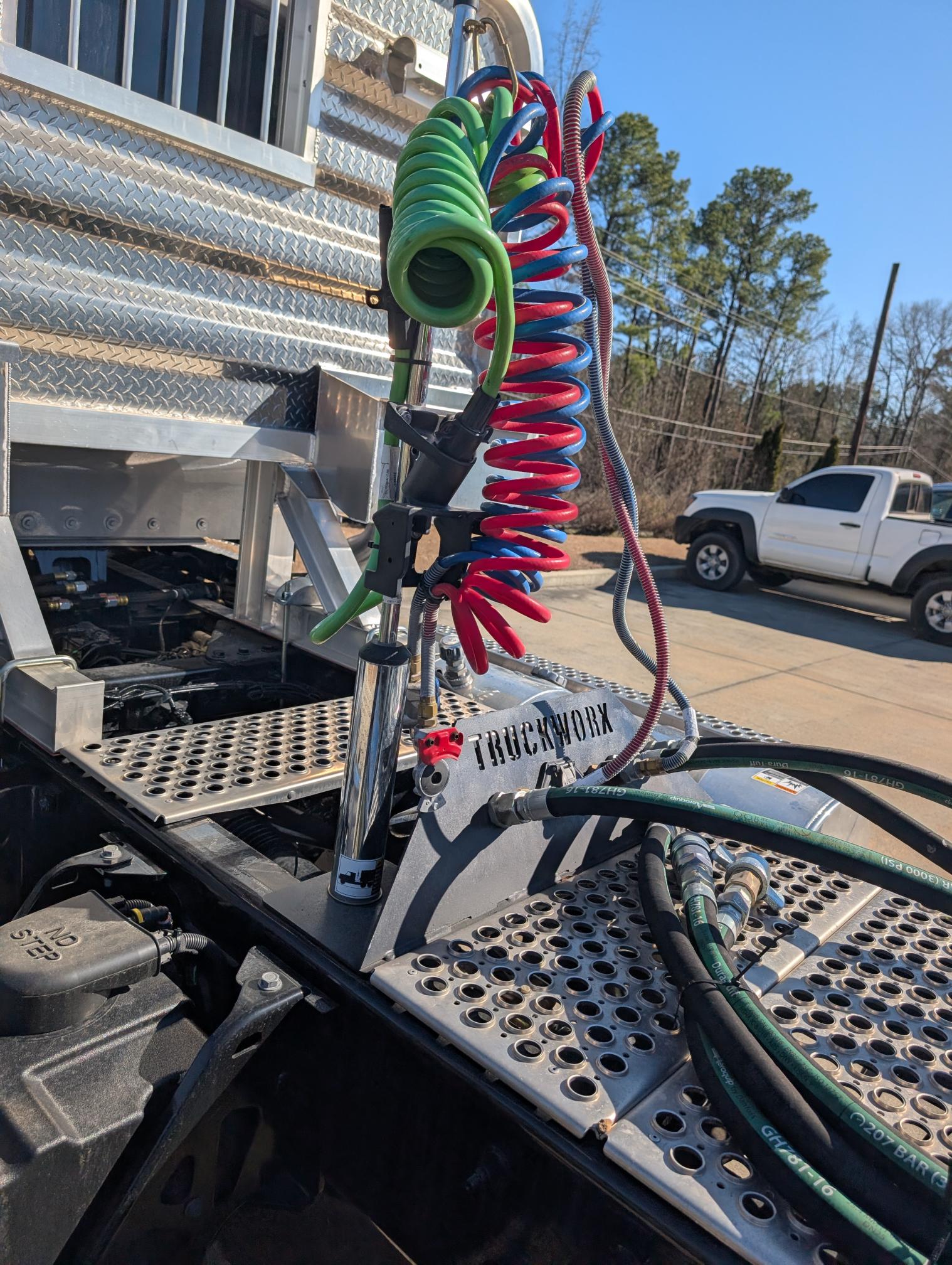 2025 KENWORTH W900 - Image 39