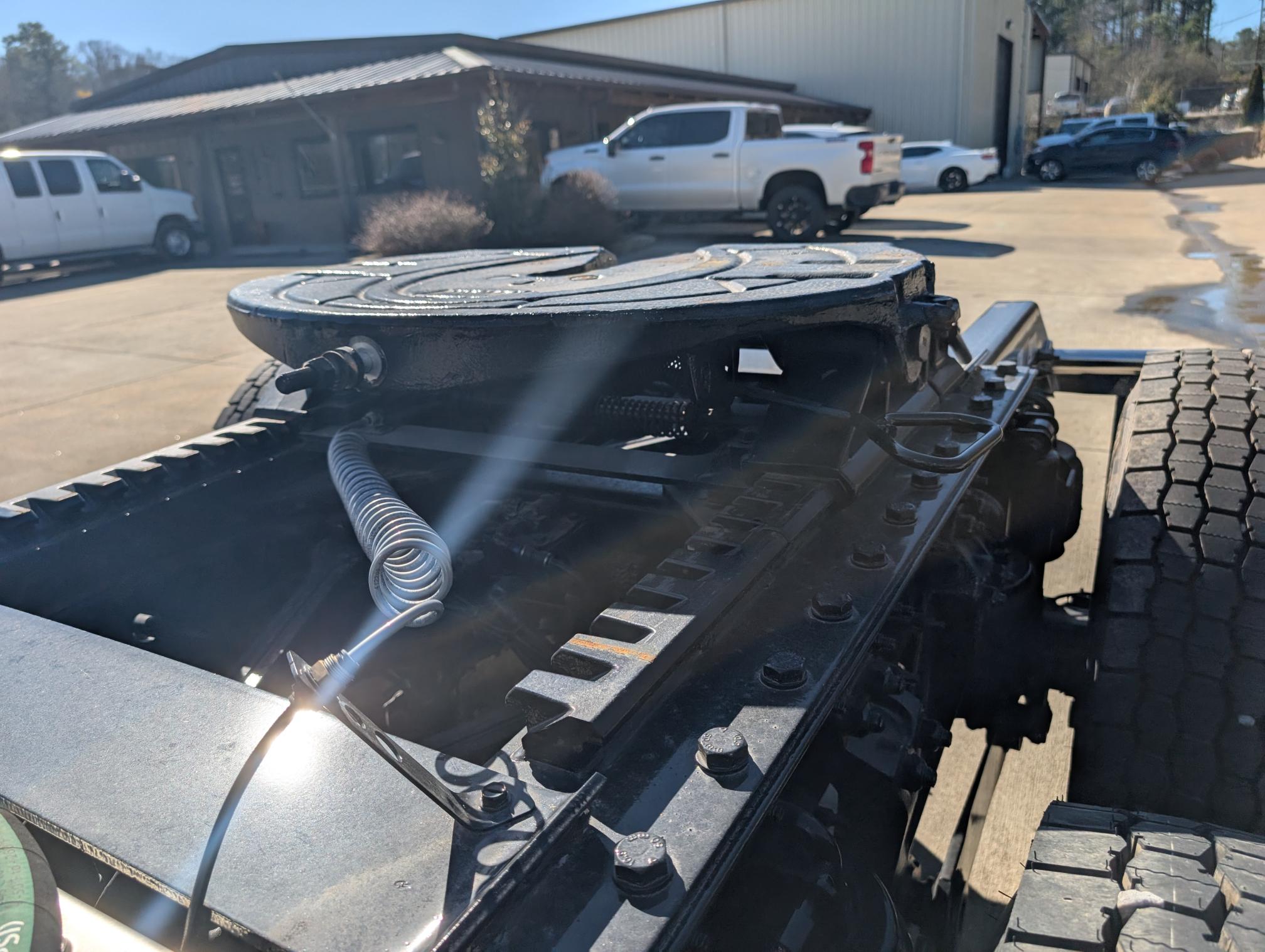 2025 KENWORTH W900 - Image 36