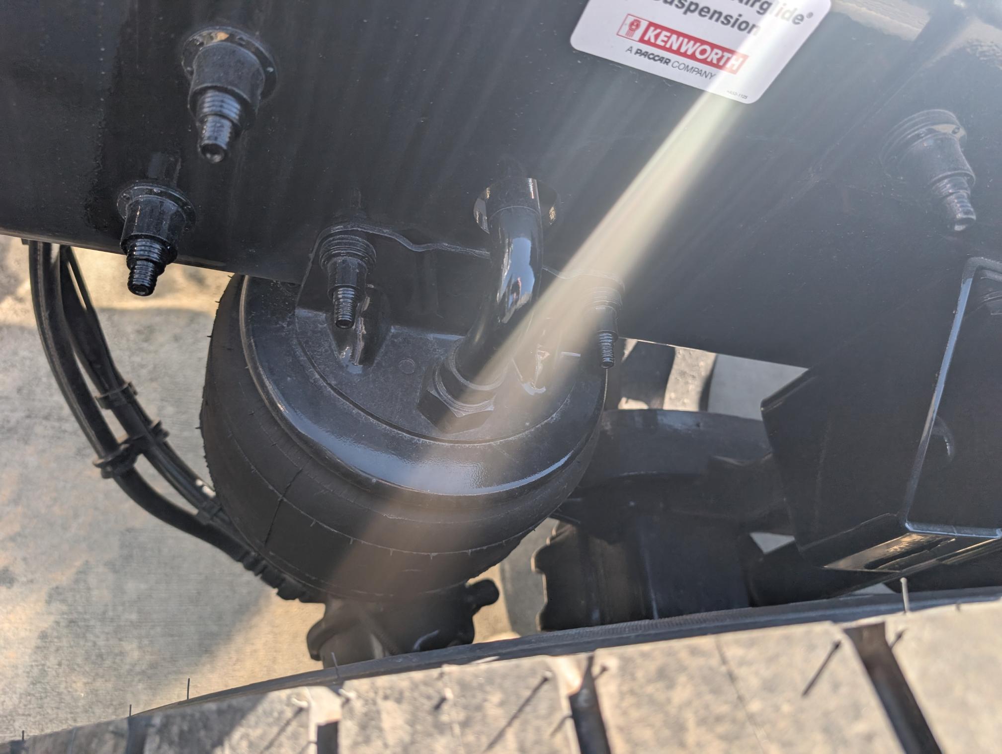 2025 KENWORTH W900 - Image 45