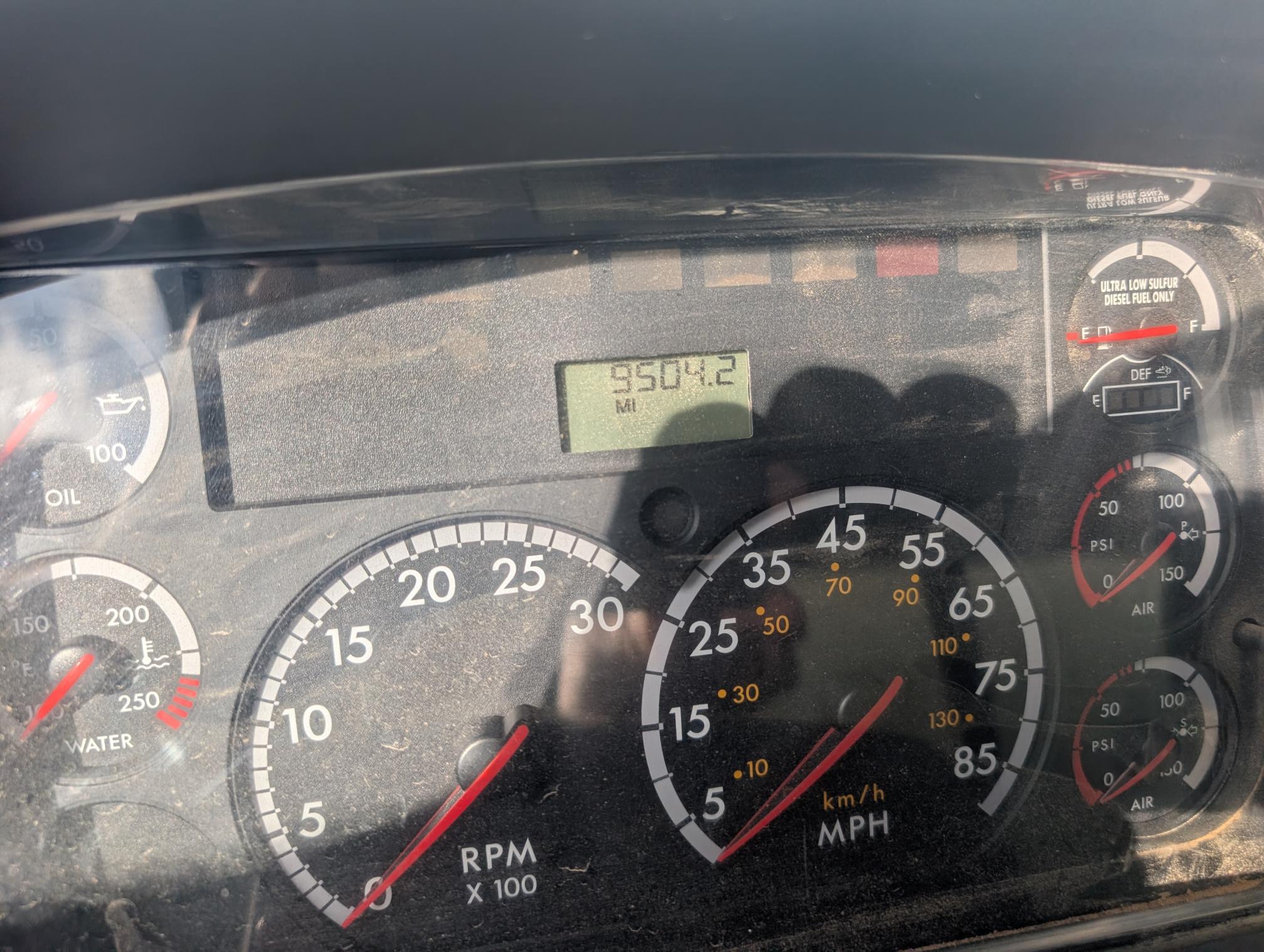 2013 FREIGHTLINER M2 106 - view 10 of 20