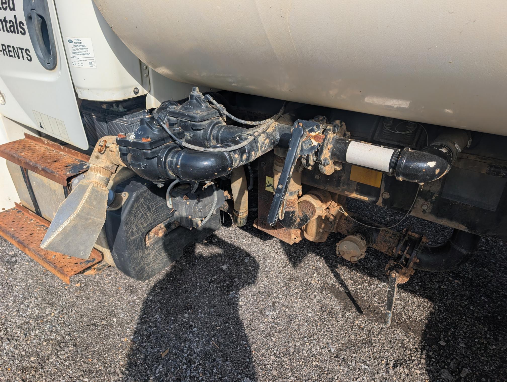 2013 FREIGHTLINER M2 106 - view 12 of 20