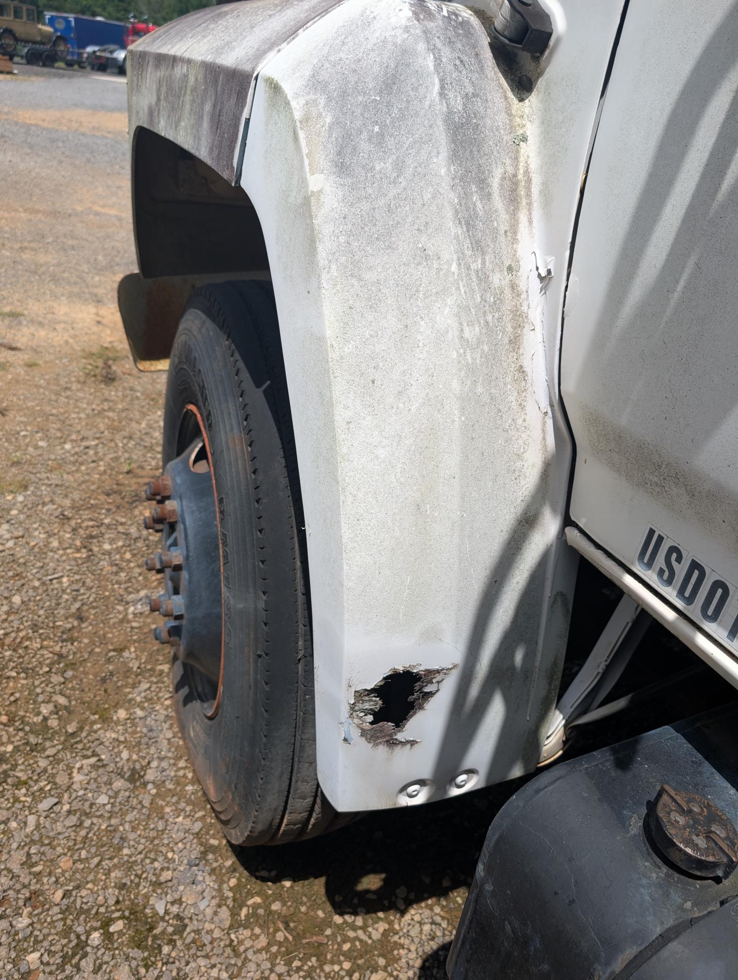 1988 SKYHOOK F800 - Image 17