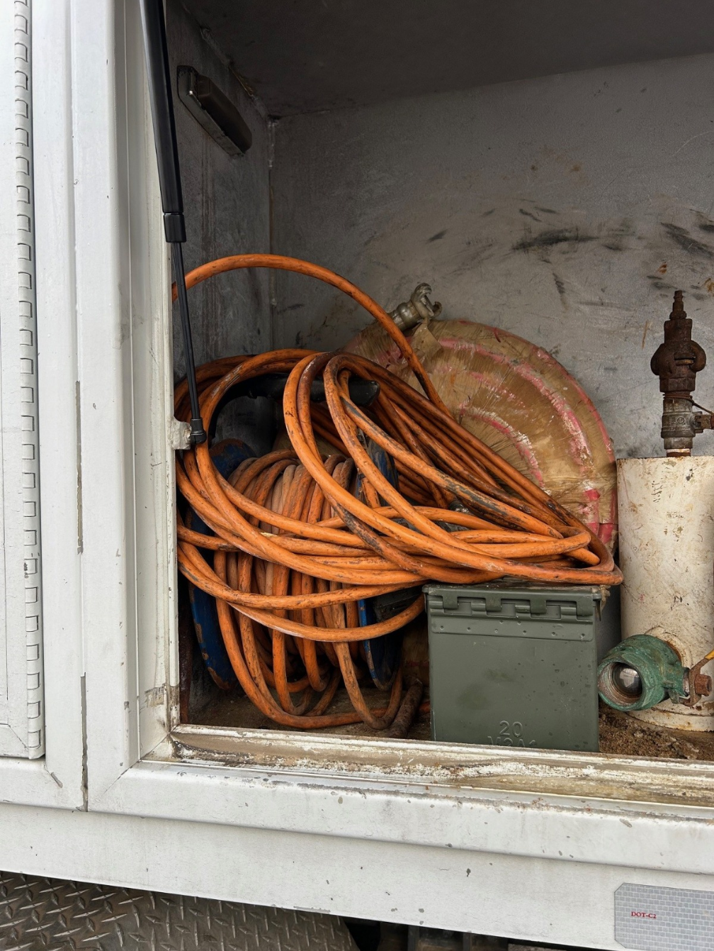 2014 MACK MRU613 - view 8 of 10