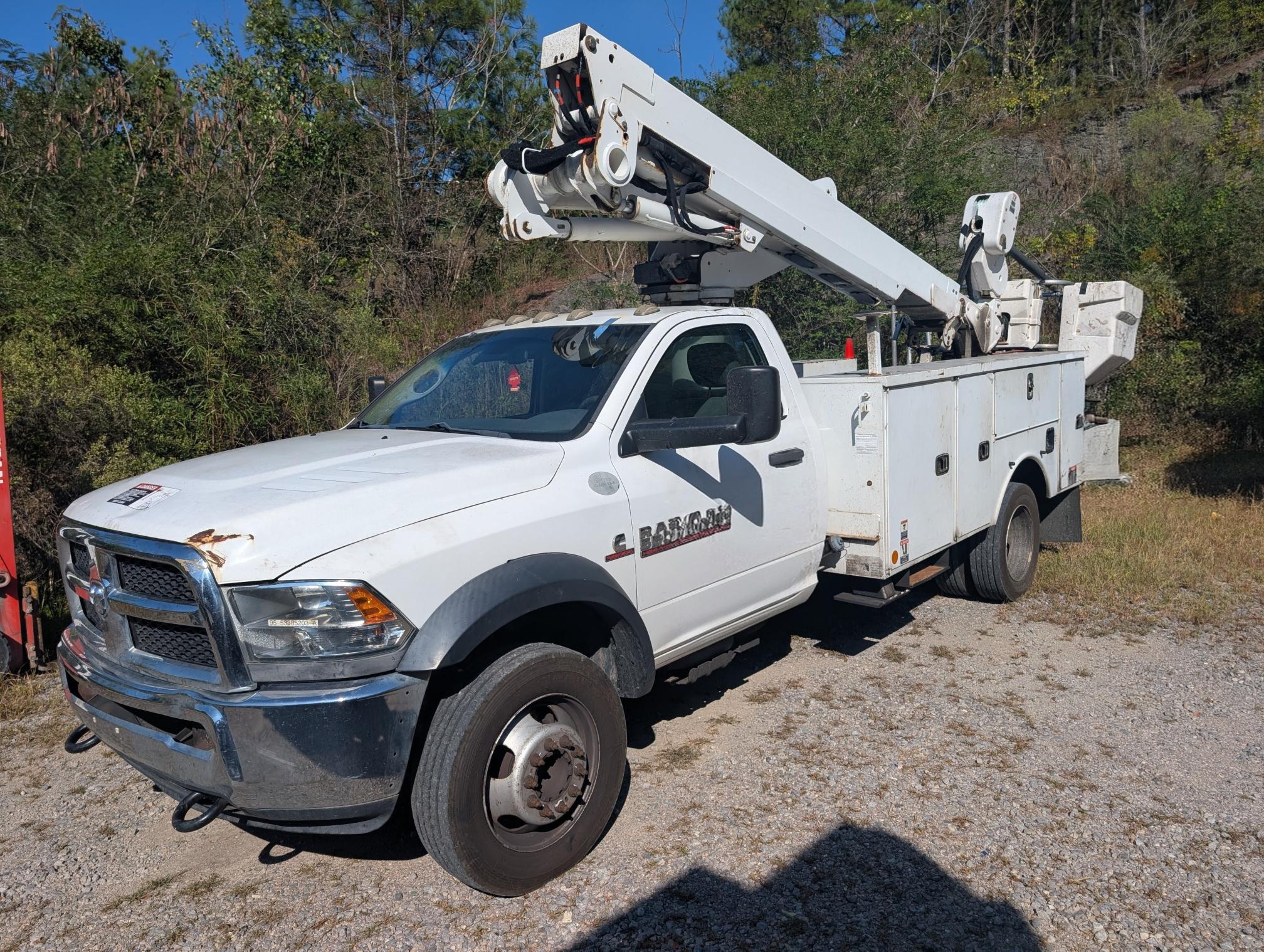 2015 RAM 5500 - Image 3