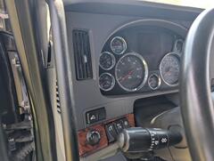 2021 KENWORTH T680 - Image 32