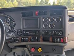 2021 KENWORTH T680 - Image 31