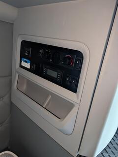 2021 KENWORTH T680 - Image 36