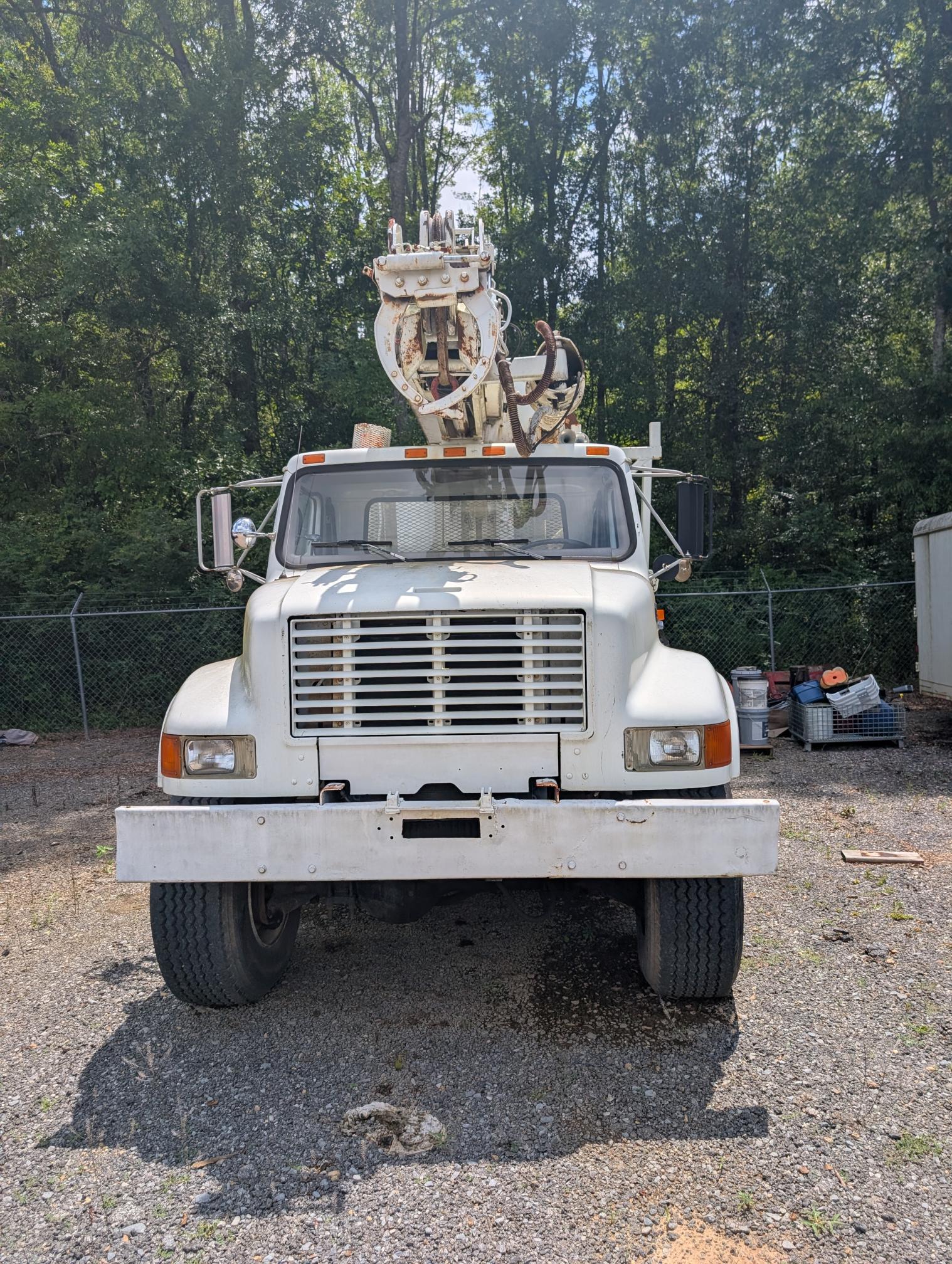 1996 INTERNATIONAL 4800 - Image 4