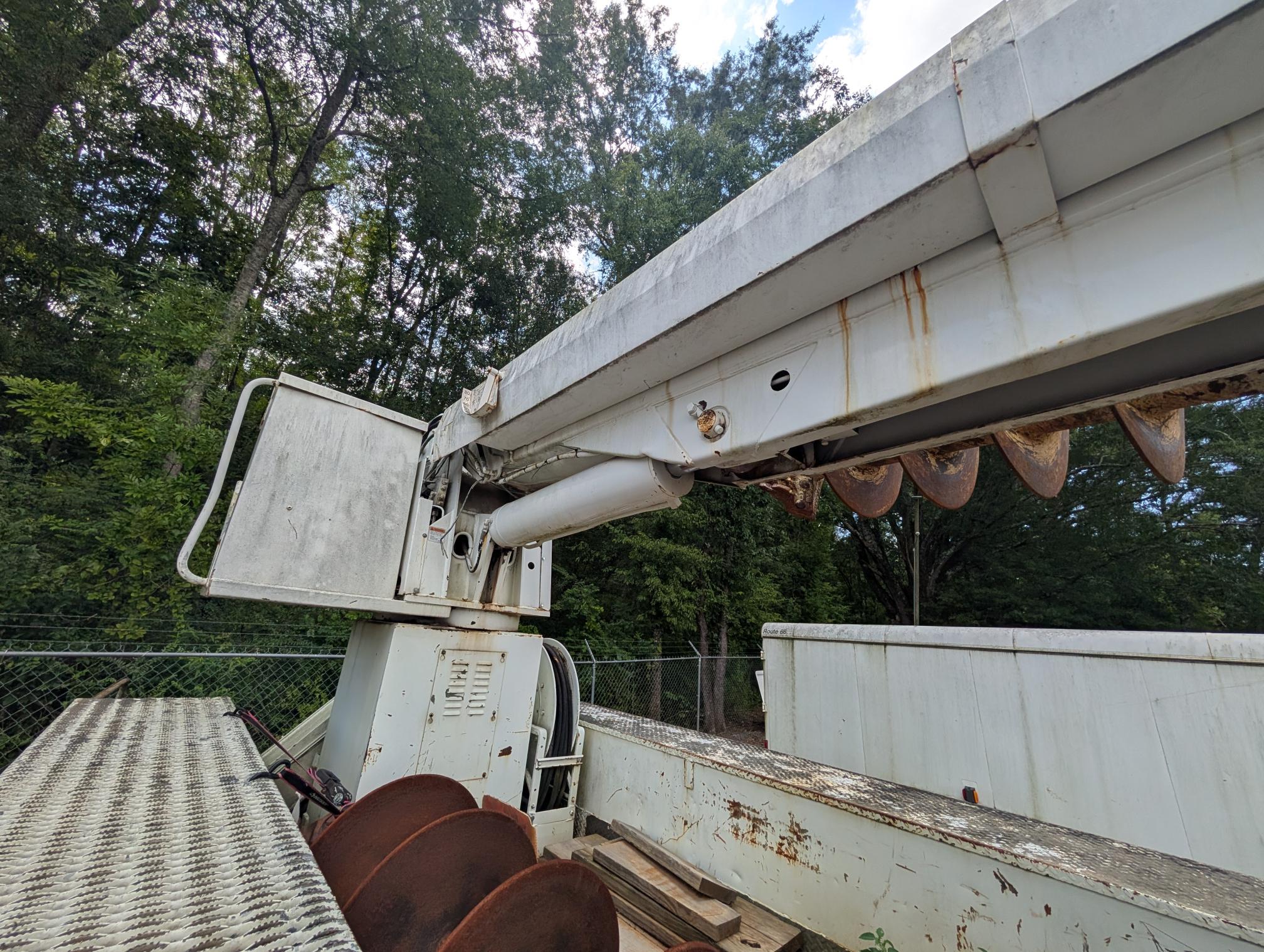 1996 INTERNATIONAL 4800 - Image 38