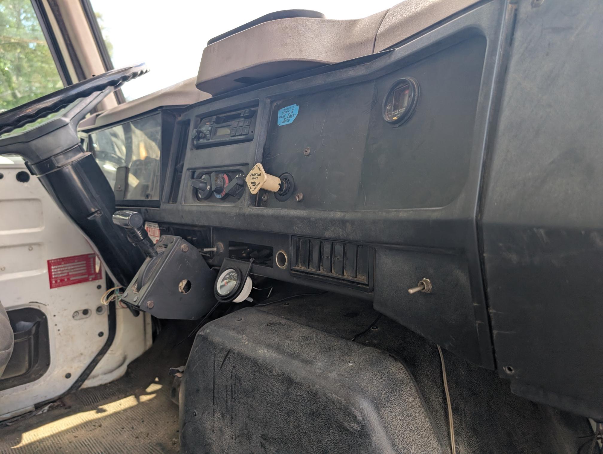 1996 INTERNATIONAL 4800 - view 13 of 57