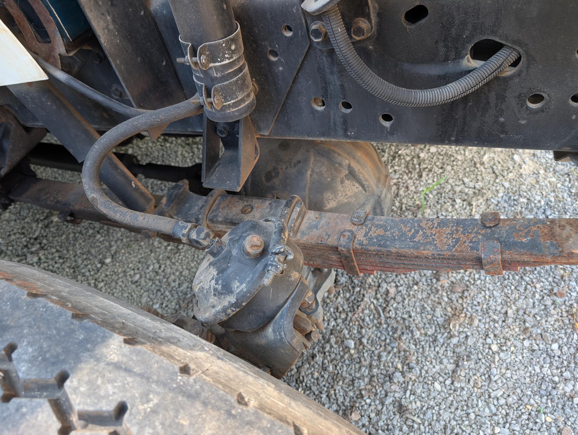 1996 INTERNATIONAL 4800 - Image 42