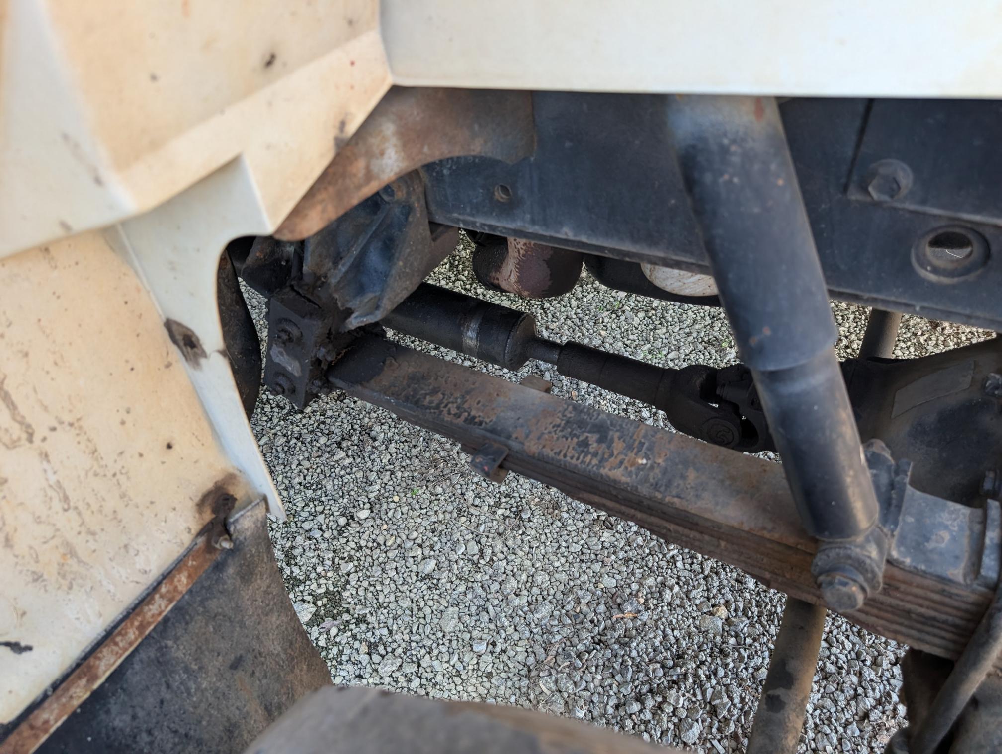 1996 INTERNATIONAL 4800 - Image 39