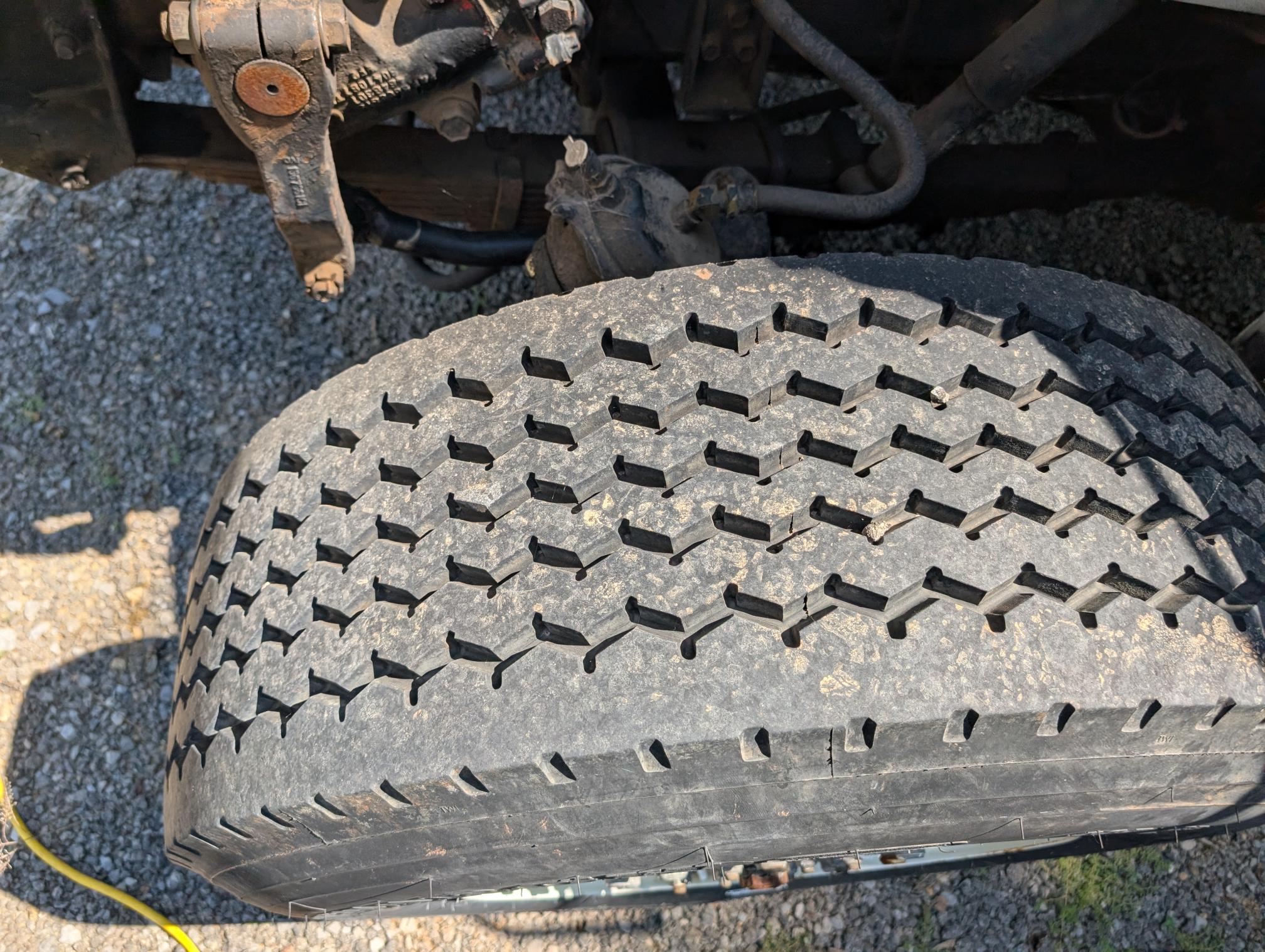 1996 INTERNATIONAL 4800 - Image 23