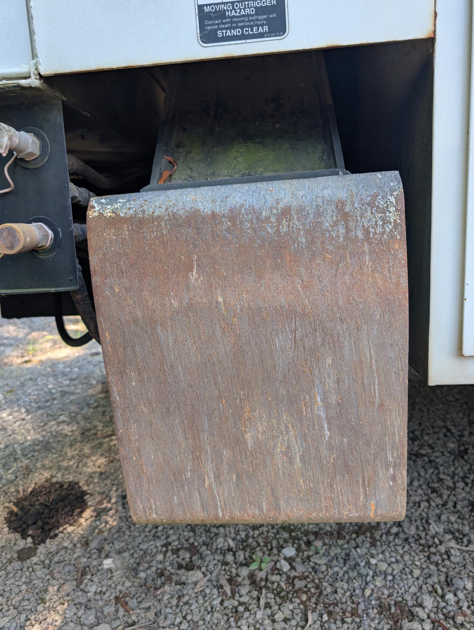 1996 INTERNATIONAL 4800 - Image 28