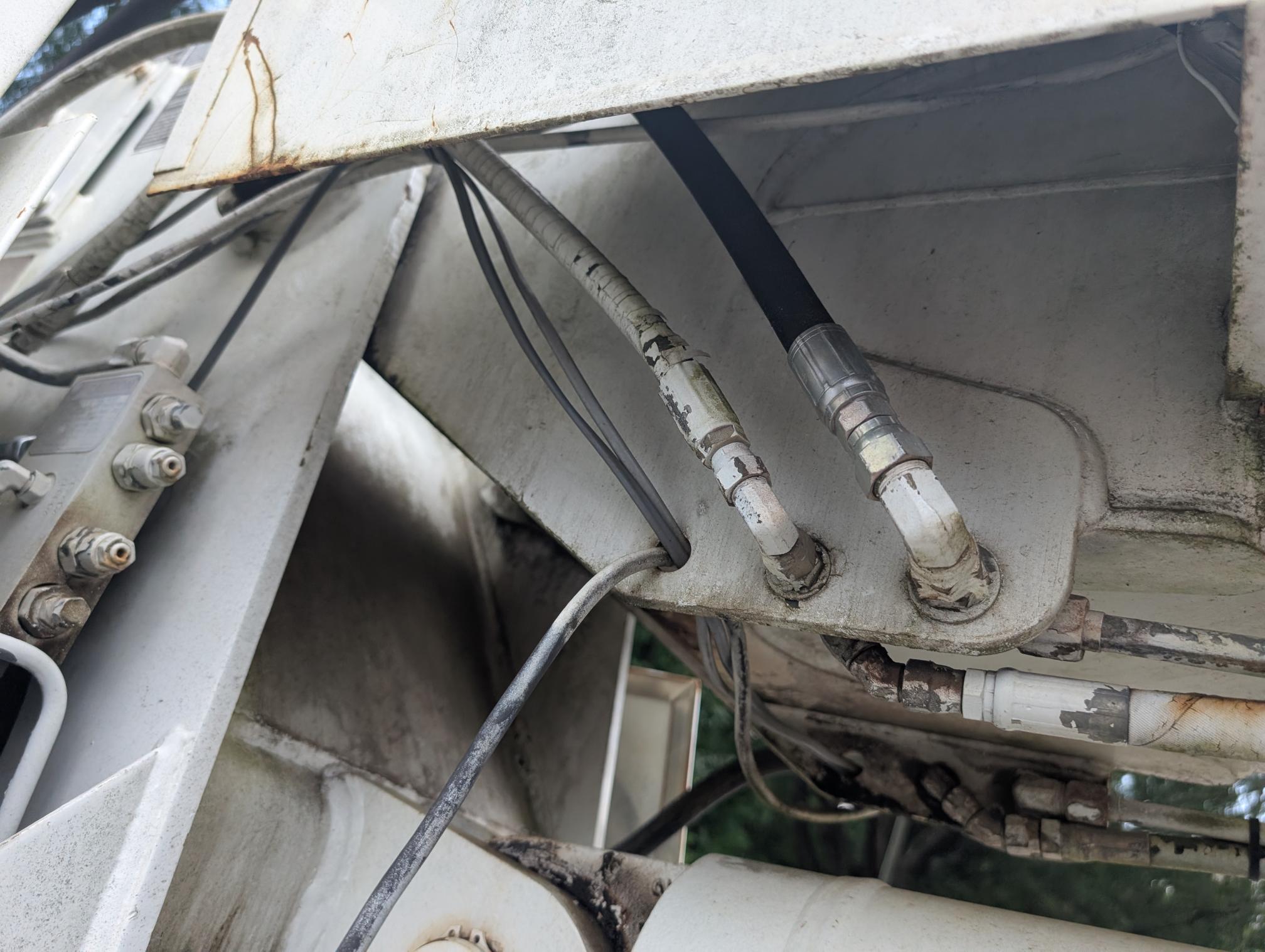 1996 INTERNATIONAL 4800 - Image 49