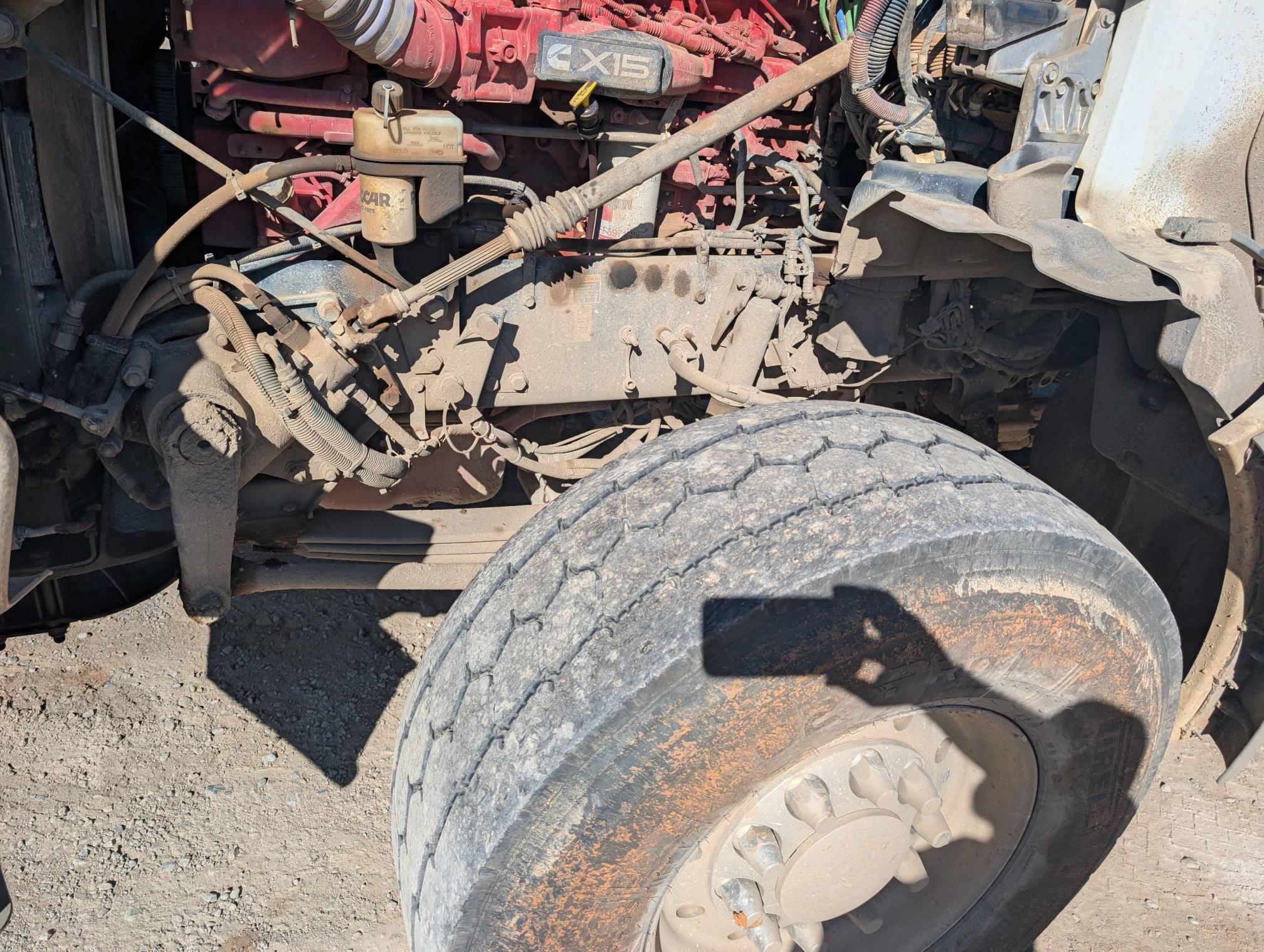 2023 KENWORTH T880 - Image 32