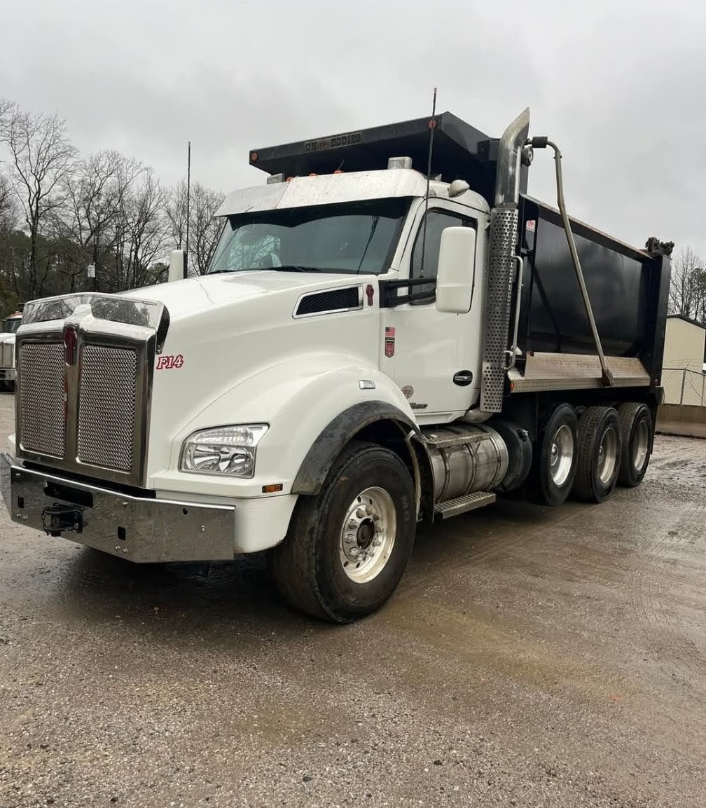 2023 KENWORTH T880 - view 4 of 36