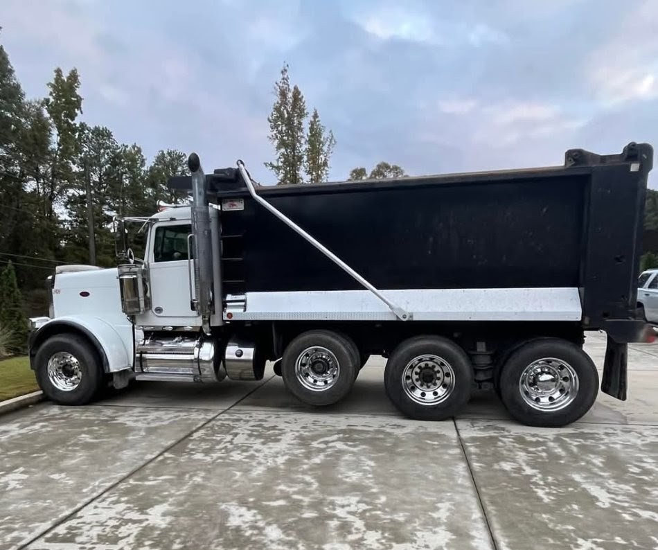 2023 KENWORTH T880 - Image 4