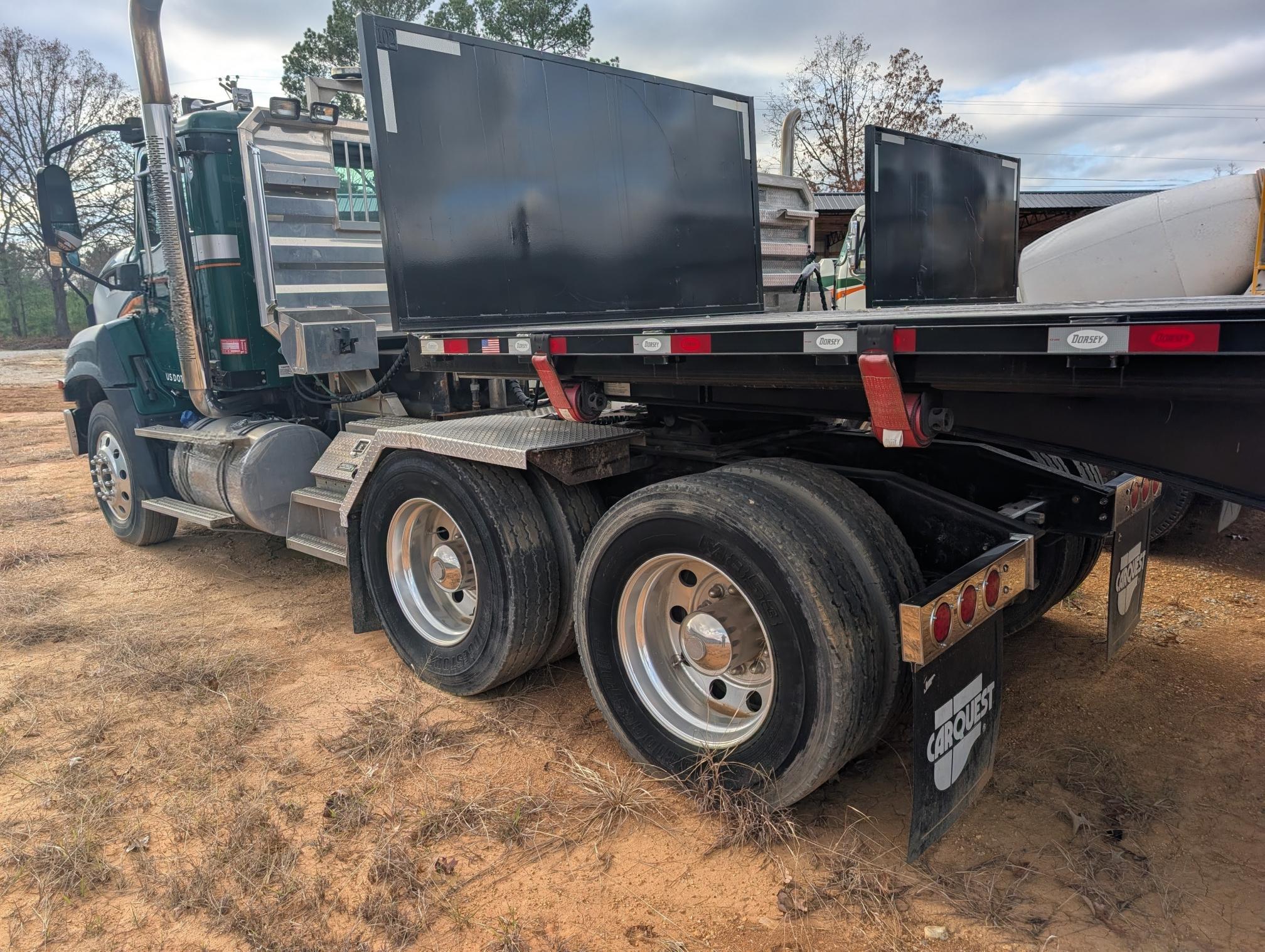 2016 CATERPILLAR CT660S - Image 4