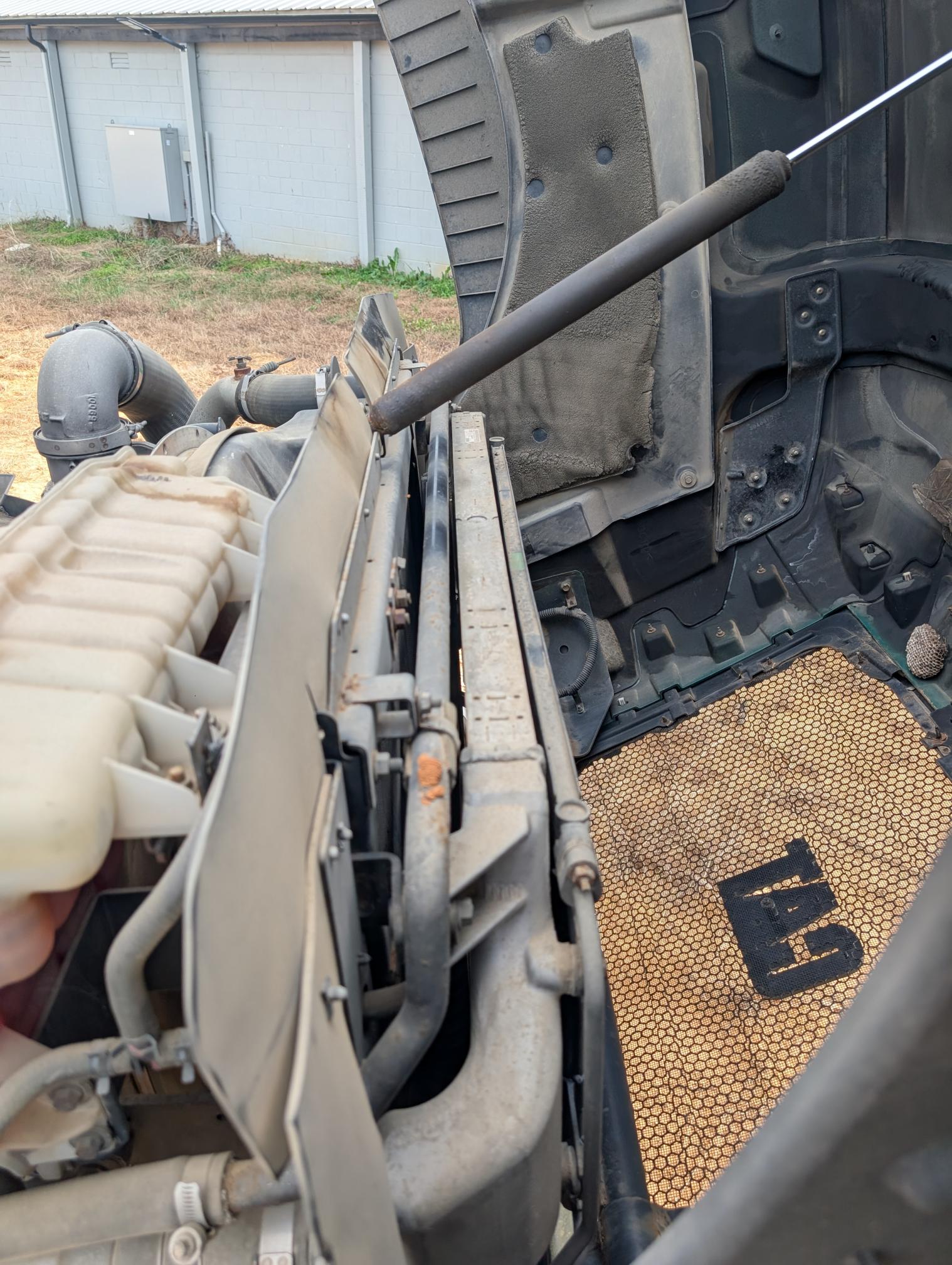 2016 CATERPILLAR CT660S - Image 23