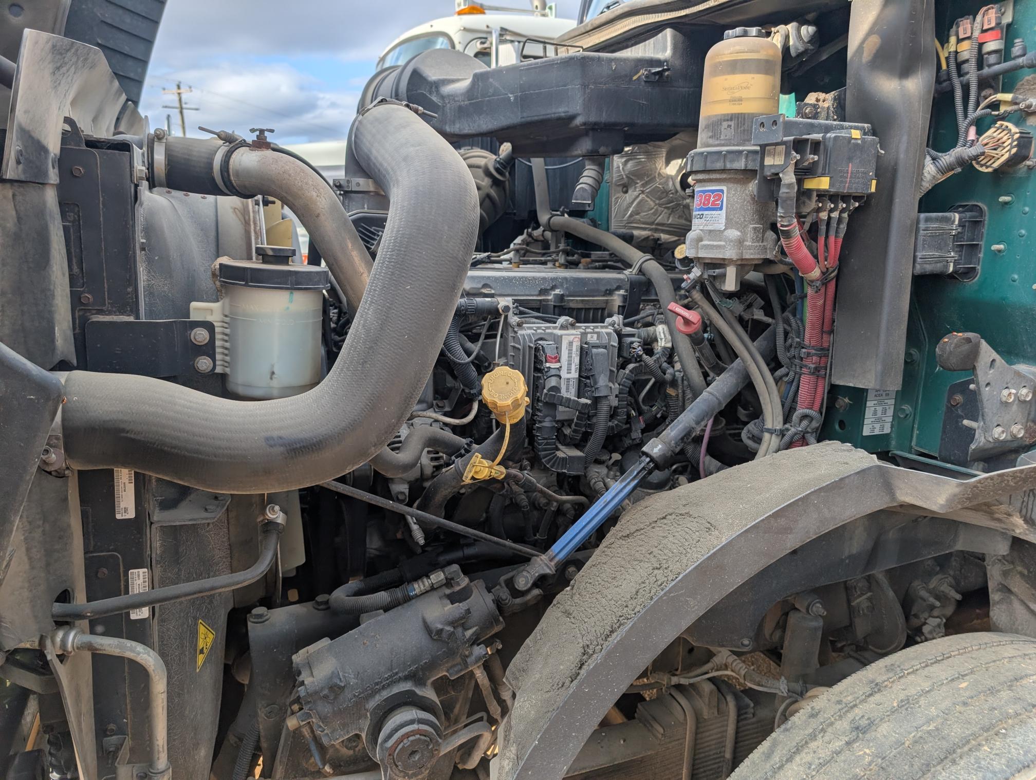 2016 CATERPILLAR CT660S - Image 30