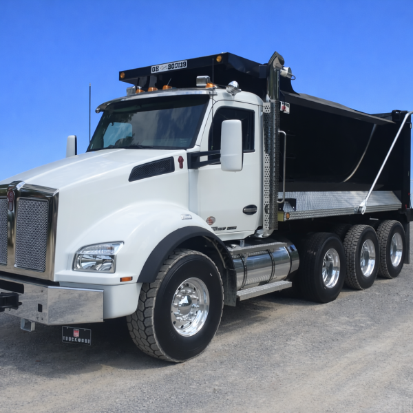 2023 KENWORTH T880