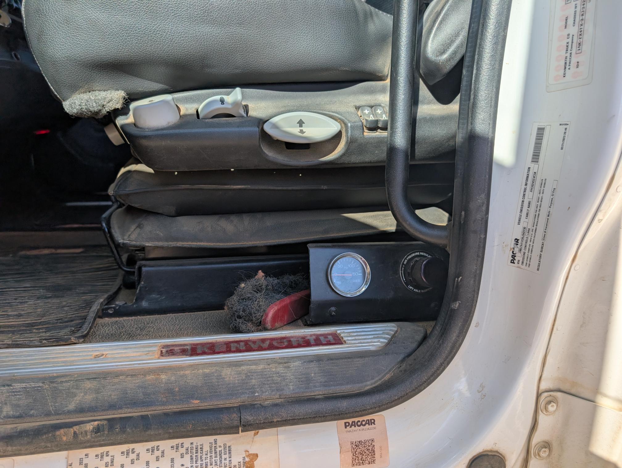 2023 KENWORTH T880 - view 6 of 26