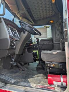 2008 KENWORTH T800 - Image 15