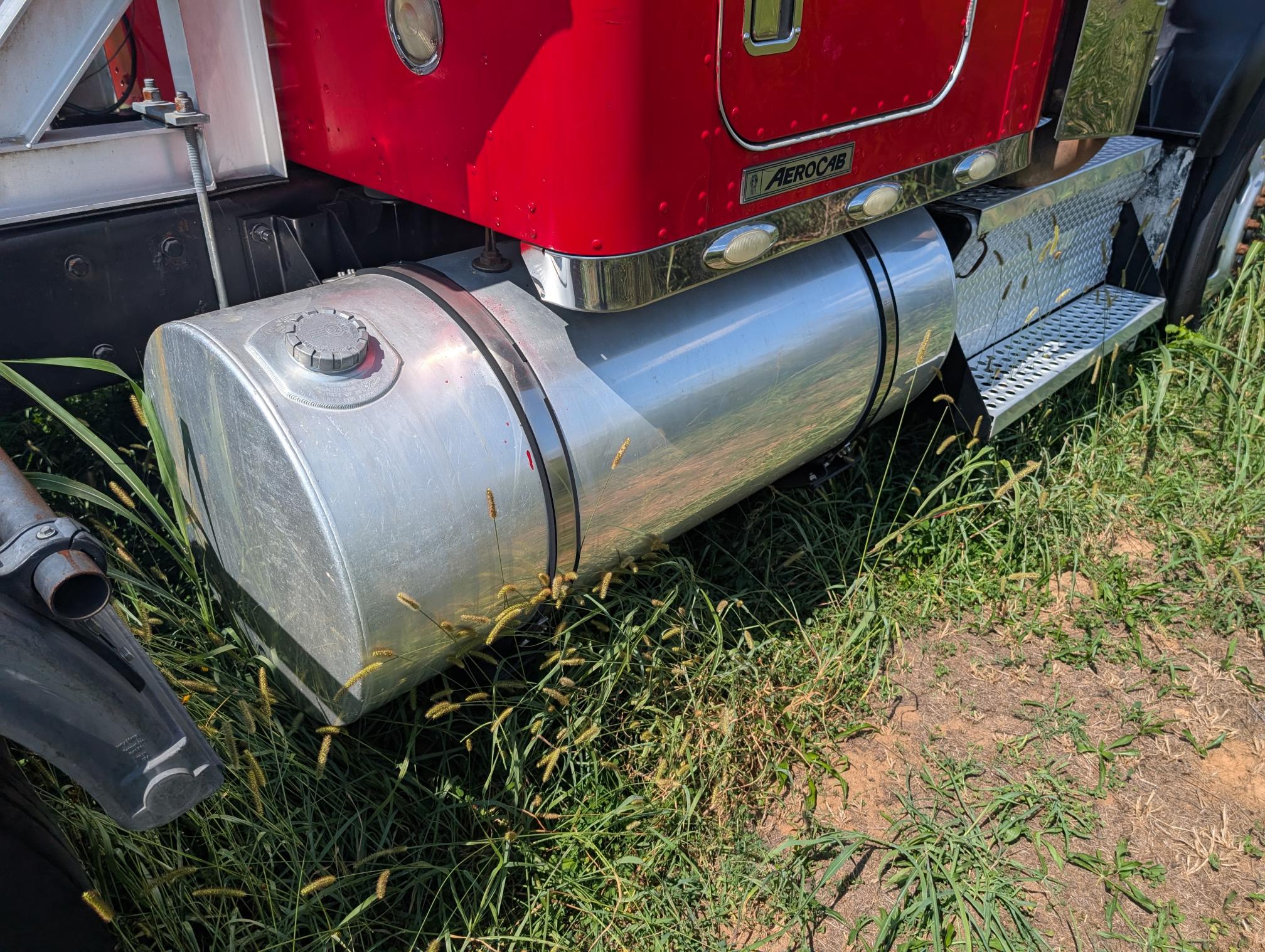 2008 KENWORTH T800 - Image 9