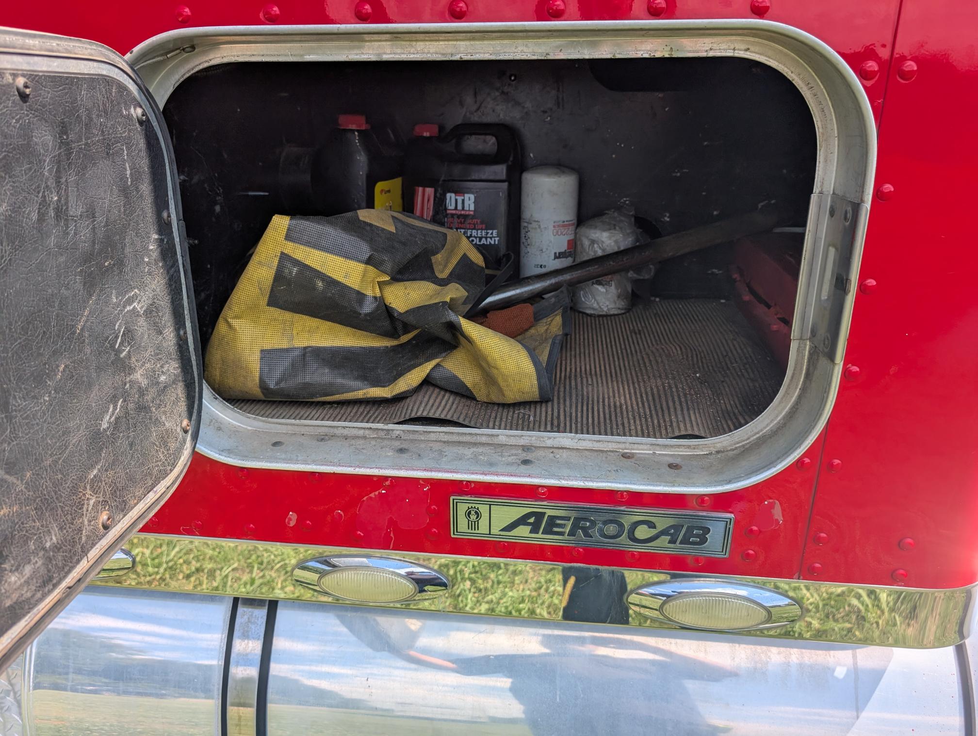 2008 KENWORTH T800 - Image 12